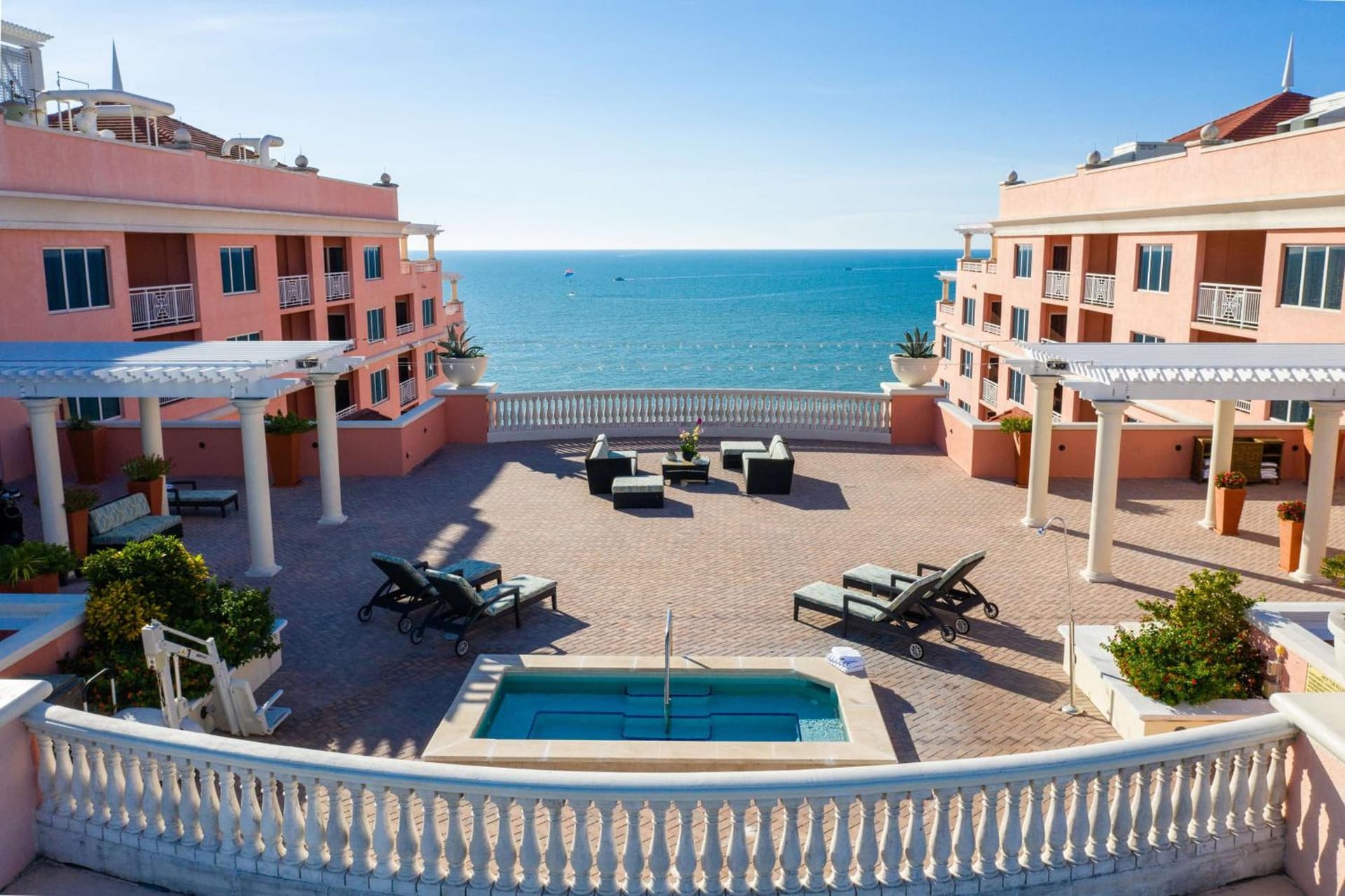 Hyatt Regency Clearwater Beach Resort and Suites gallery photo in Clearwater Beach, FL — image 137