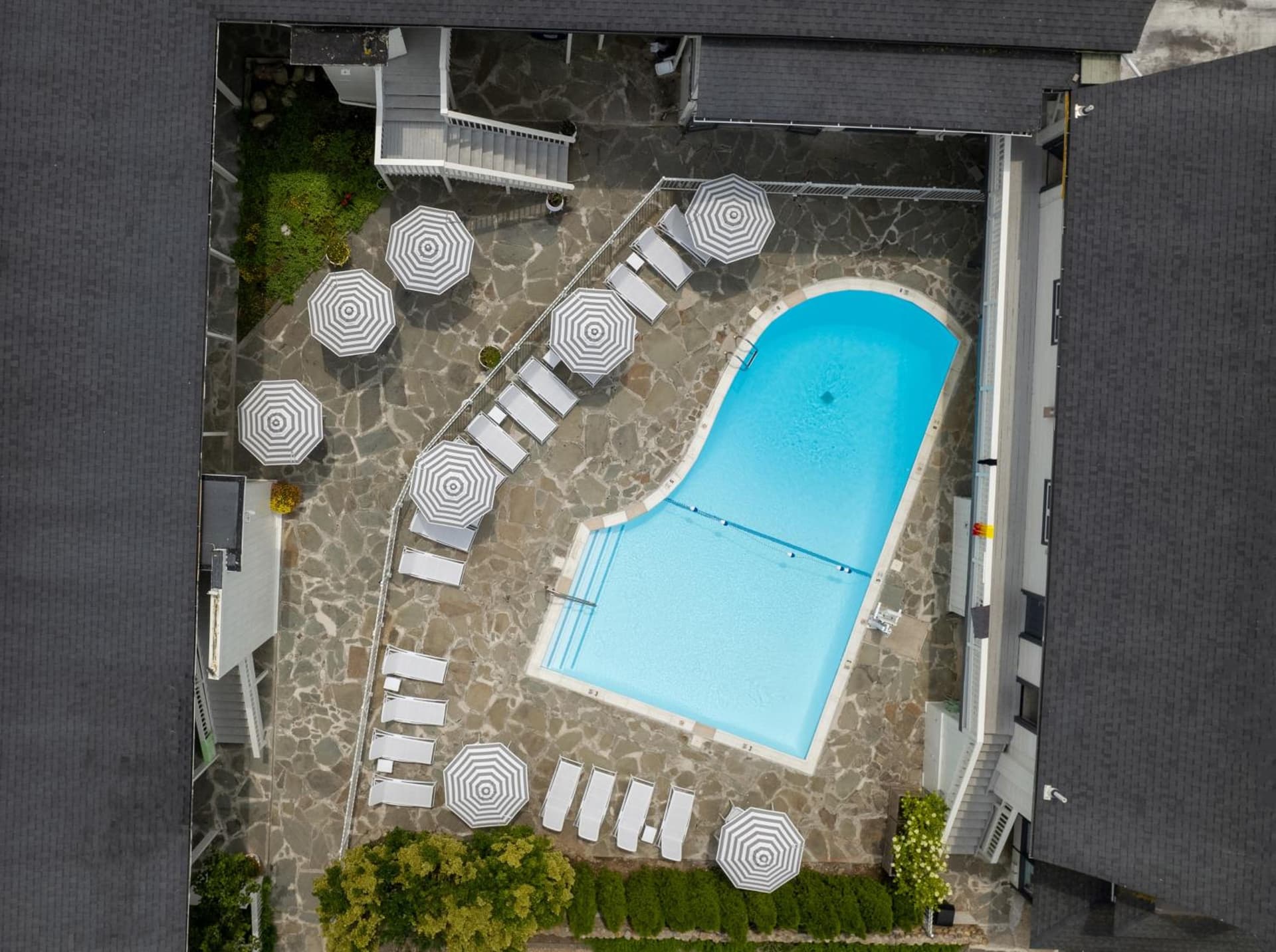 A Wave Inn - Montauk property views in Montauk, NY — gallery photo 3