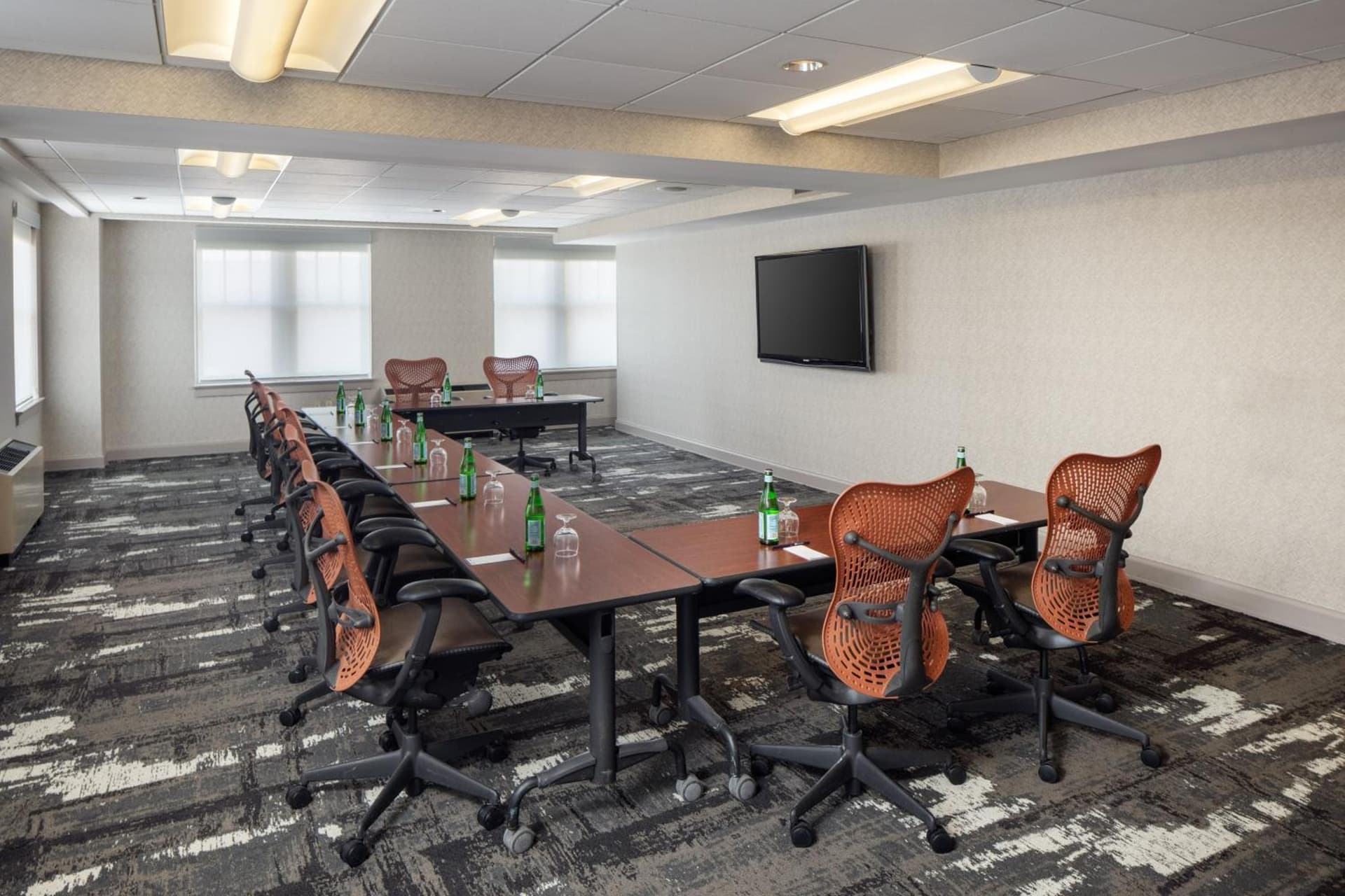 DoubleTree Suites by Hilton Hotel Detroit Downtown - Fort Shelby gallery photo in Detroit, MI — image 49
