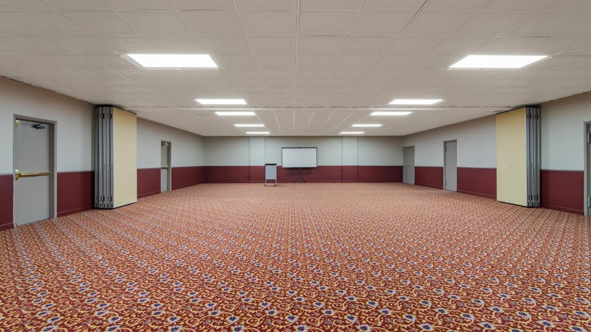 Red Roof Inn & Conference Center Chicago - Aurora Fox Valley gallery photo in North Aurora, IL — image 12