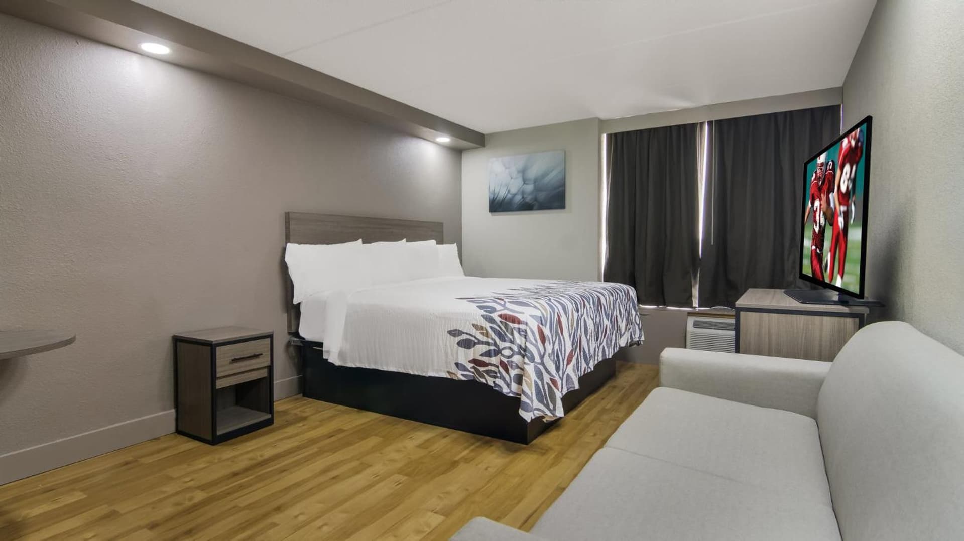 Red Roof Inn & Conference Center Chicago - Aurora Fox Valley gallery photo in North Aurora, IL — image 8