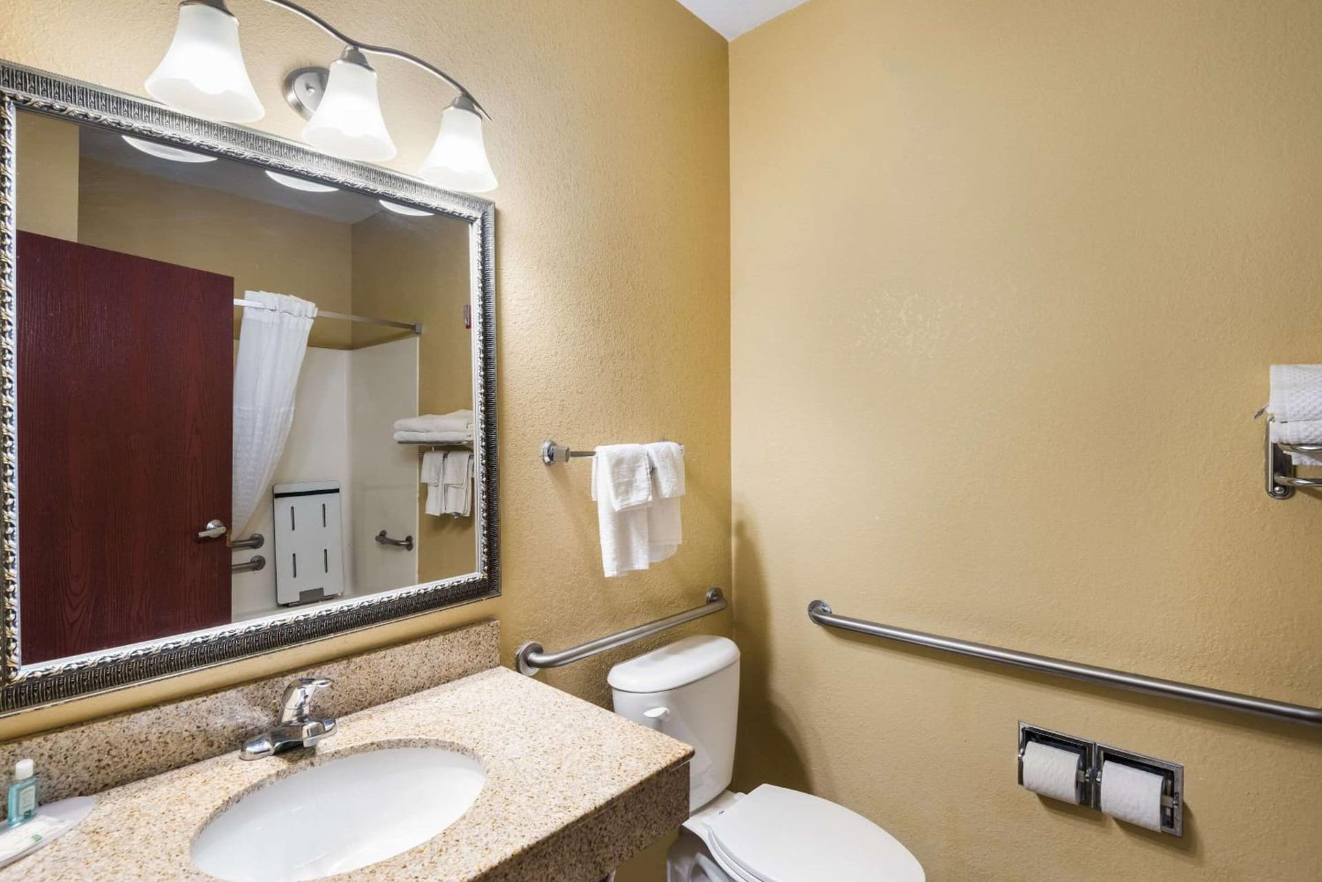 Quality Inn Des Moines North gallery photo in Des Moines, IA — image 24