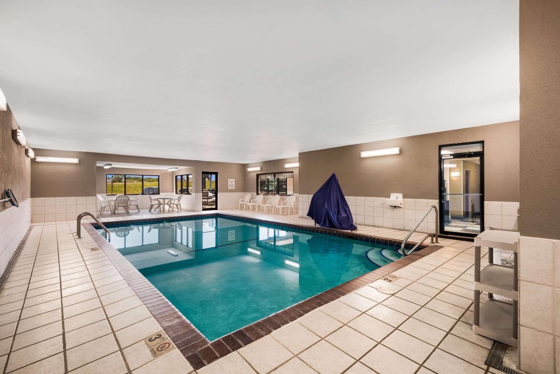 Quality Inn Des Moines North gallery photo in Des Moines, IA — image 15