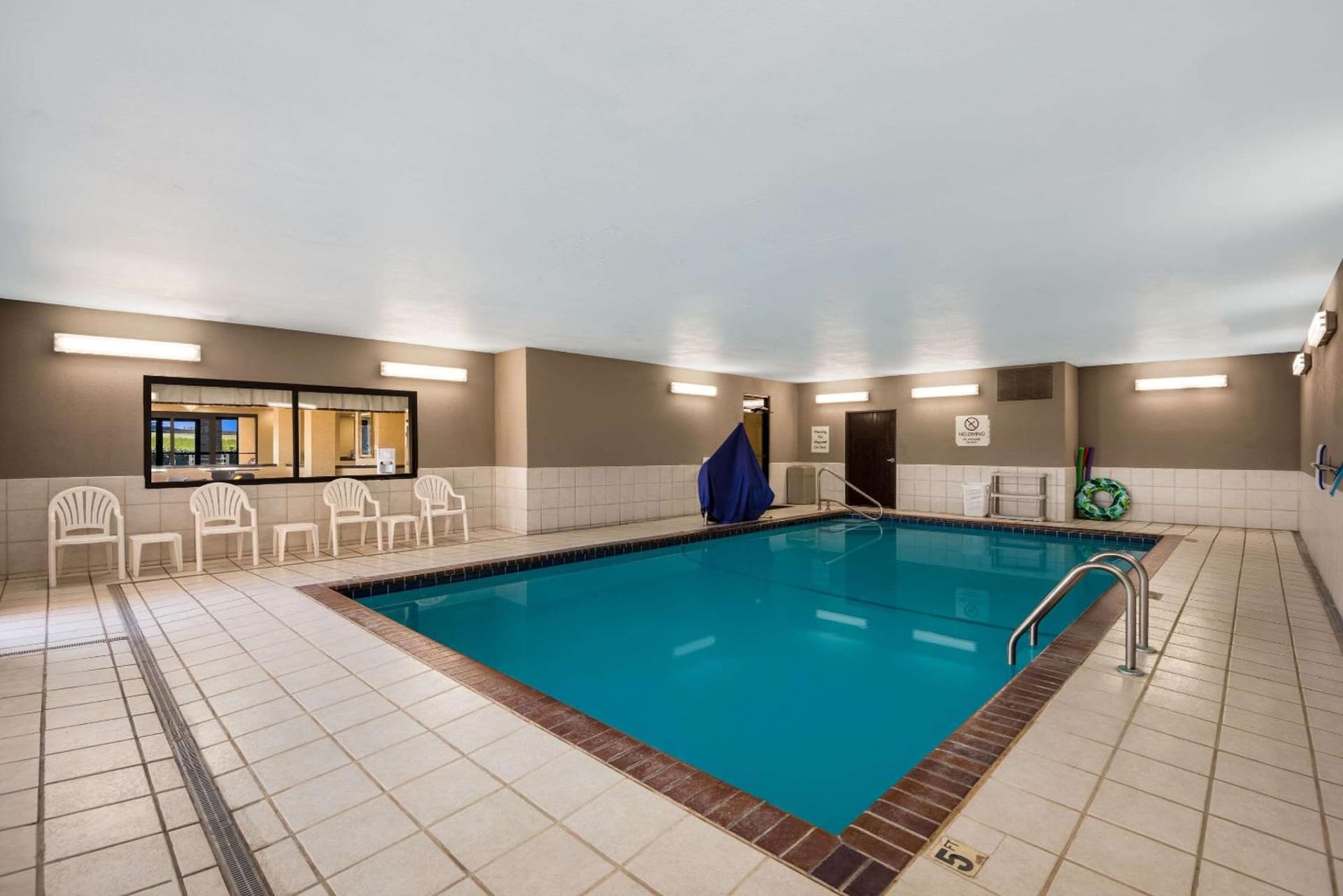 Quality Inn Des Moines North gallery photo in Des Moines, IA — image 31
