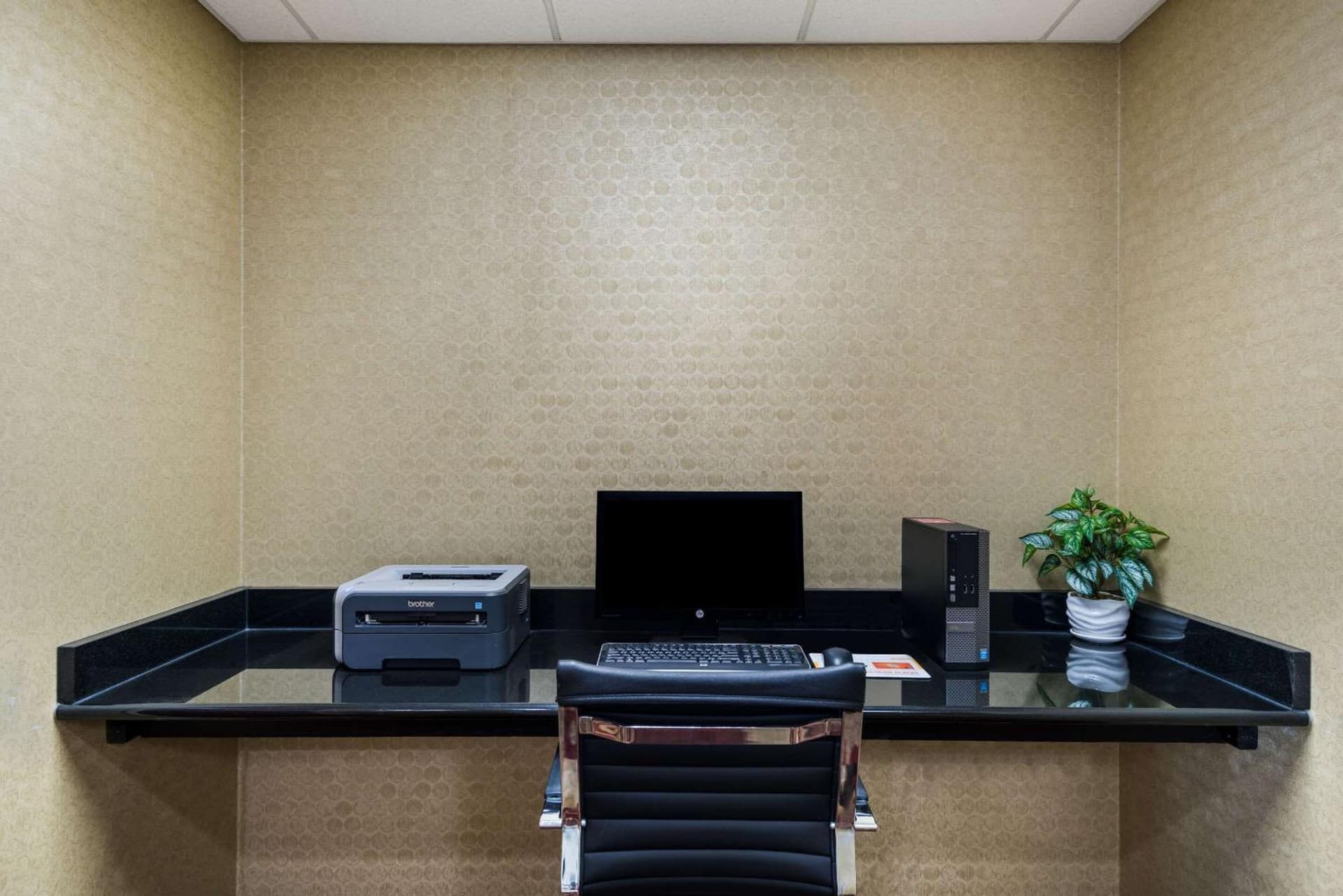 Quality Inn Des Moines North gallery photo in Des Moines, IA — image 5