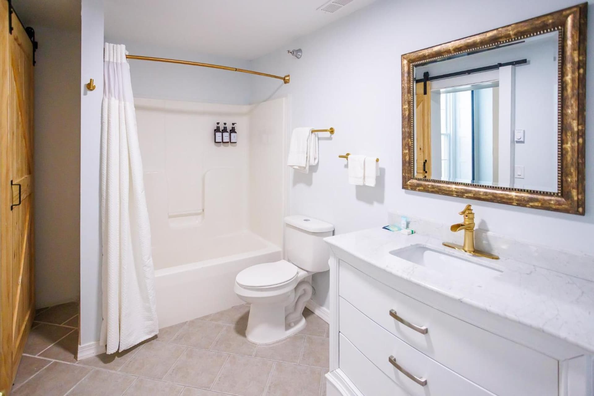 Hotel Callista gallery photo in Norwich, CT — image 19
