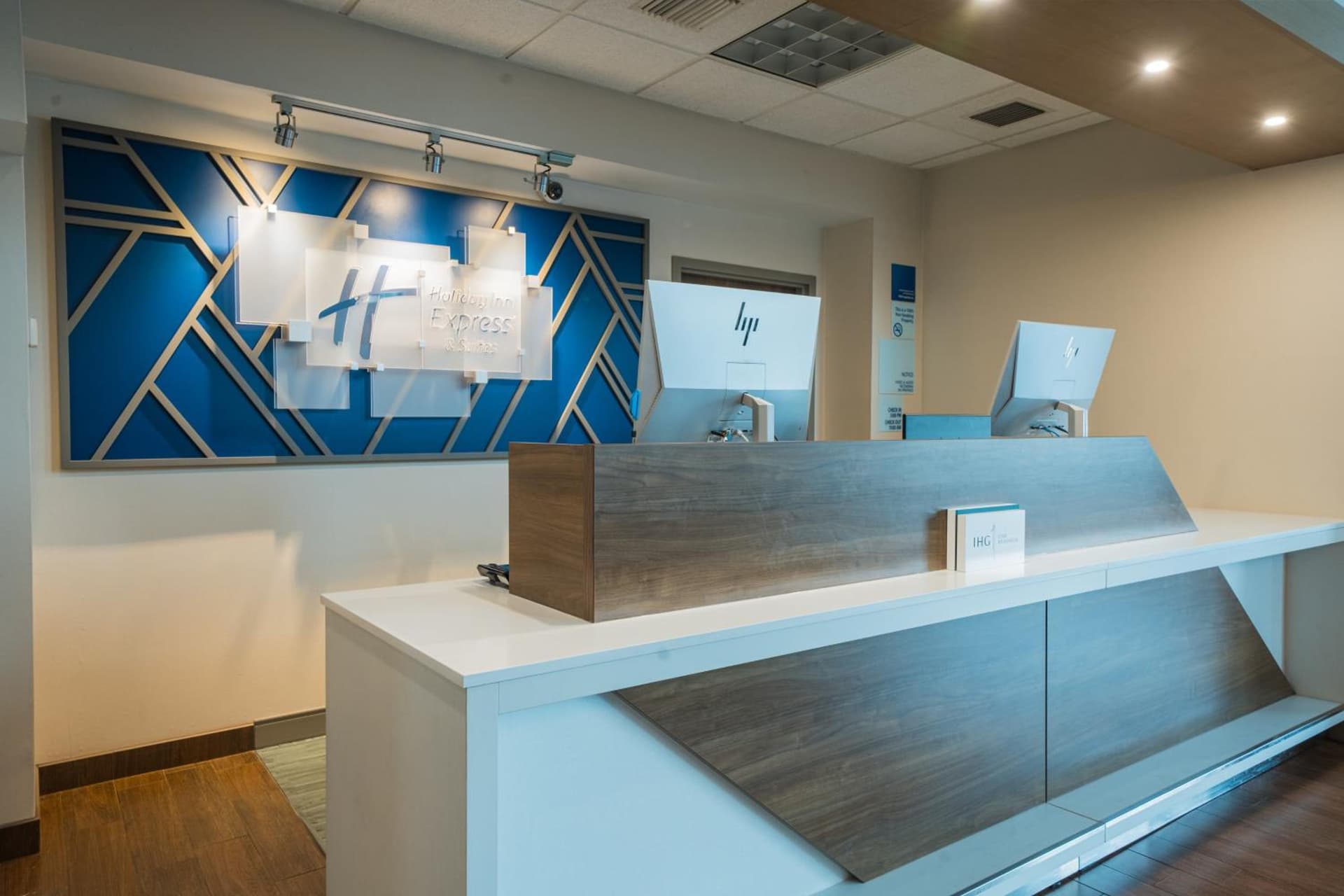 Holiday Inn Express Hotel & Suites Tampa-Oldsmar by IHG gallery photo in Oldsmar, FL — image 26