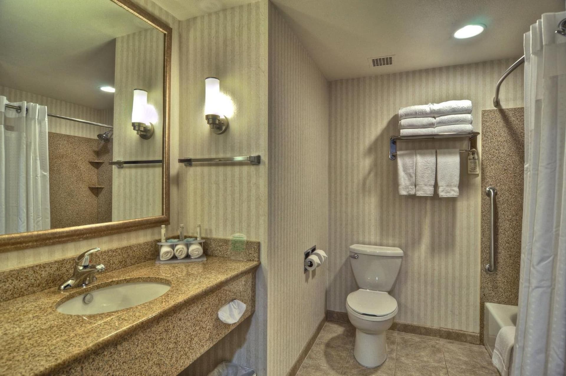 Holiday Inn Express San Diego South - Chula Vista by IHG gallery photo in Chula Vista, CA — image 57