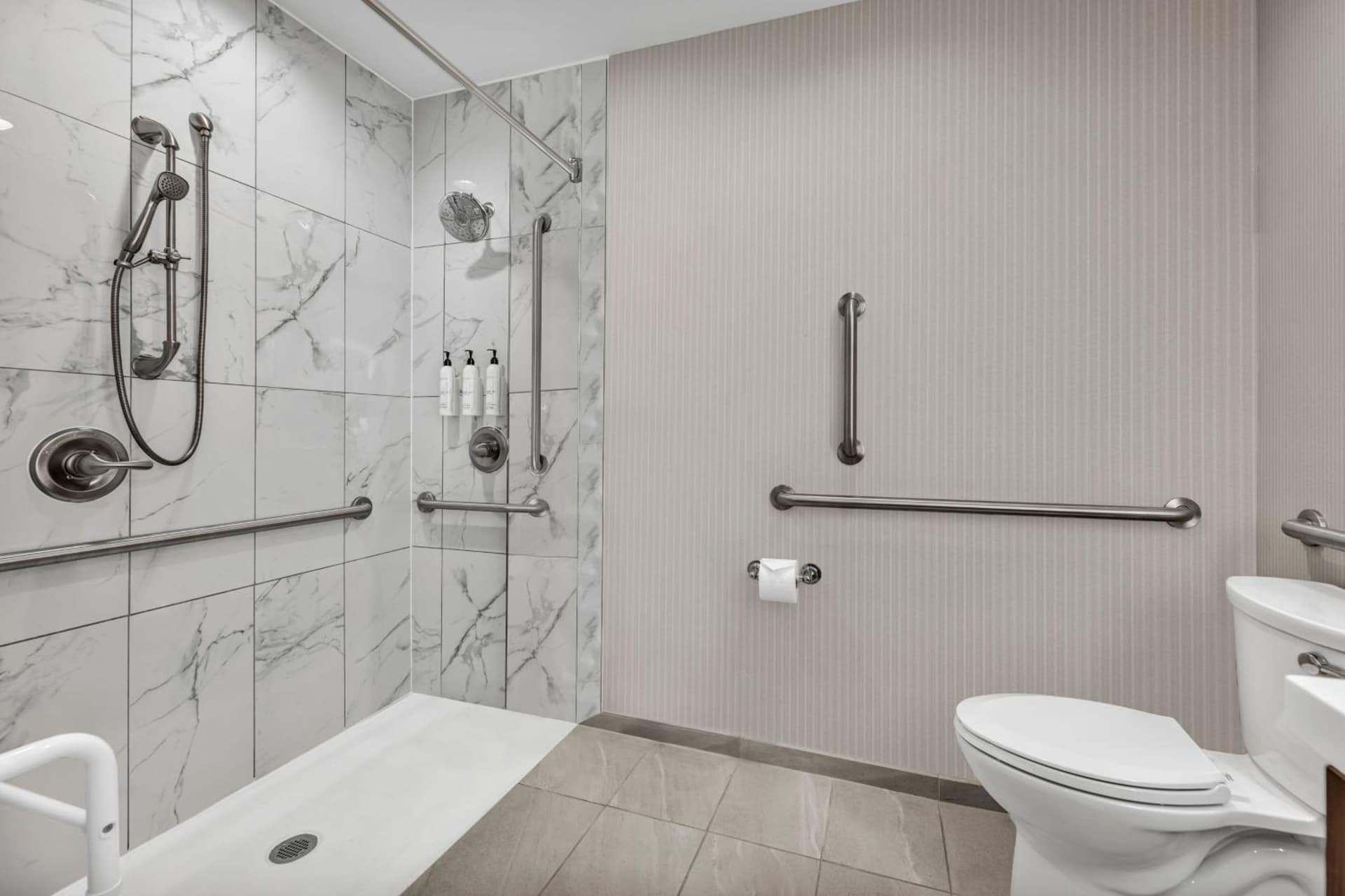Delta Hotels by Marriott Mount Pleasant gallery photo in Racine, WI — image 34
