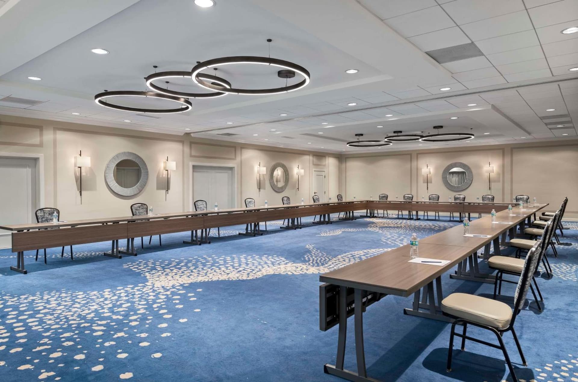 DoubleTree Suites by Hilton Naples gallery photo in Naples, FL — image 69