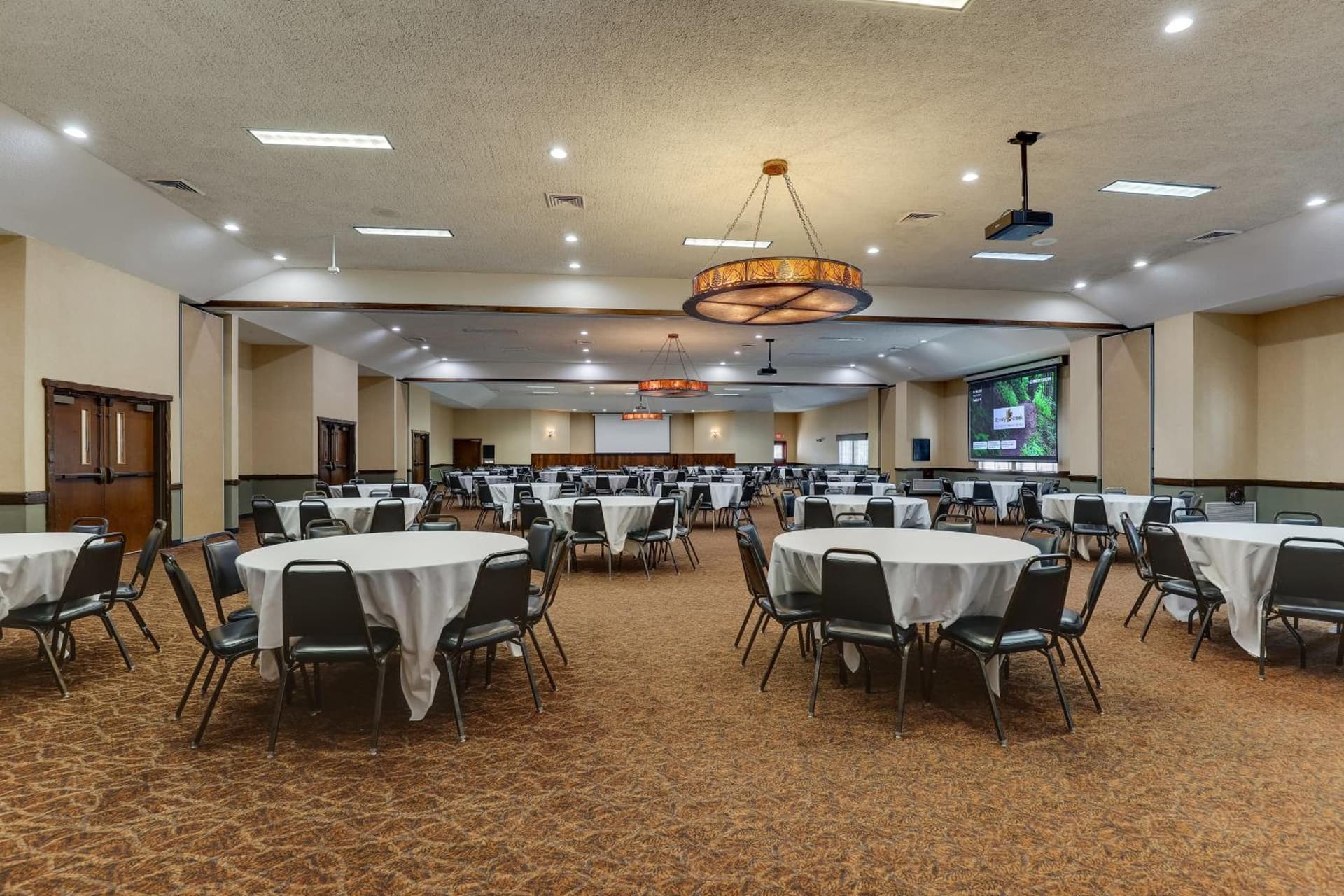 Stoney Creek Hotel Columbia gallery photo in Columbia, MO — image 27