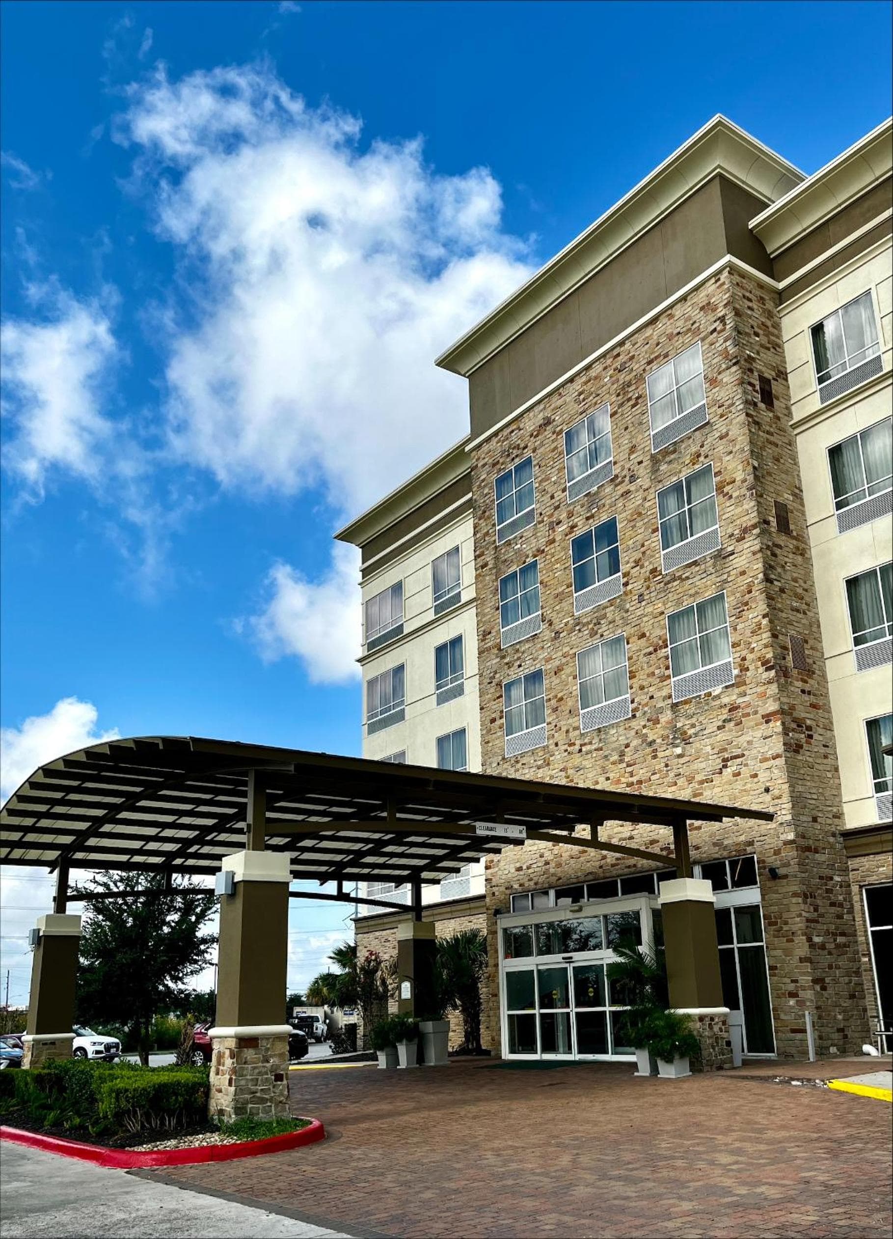 DoubleTree by Hilton Houston Westchase — hotel in Houston, Texas