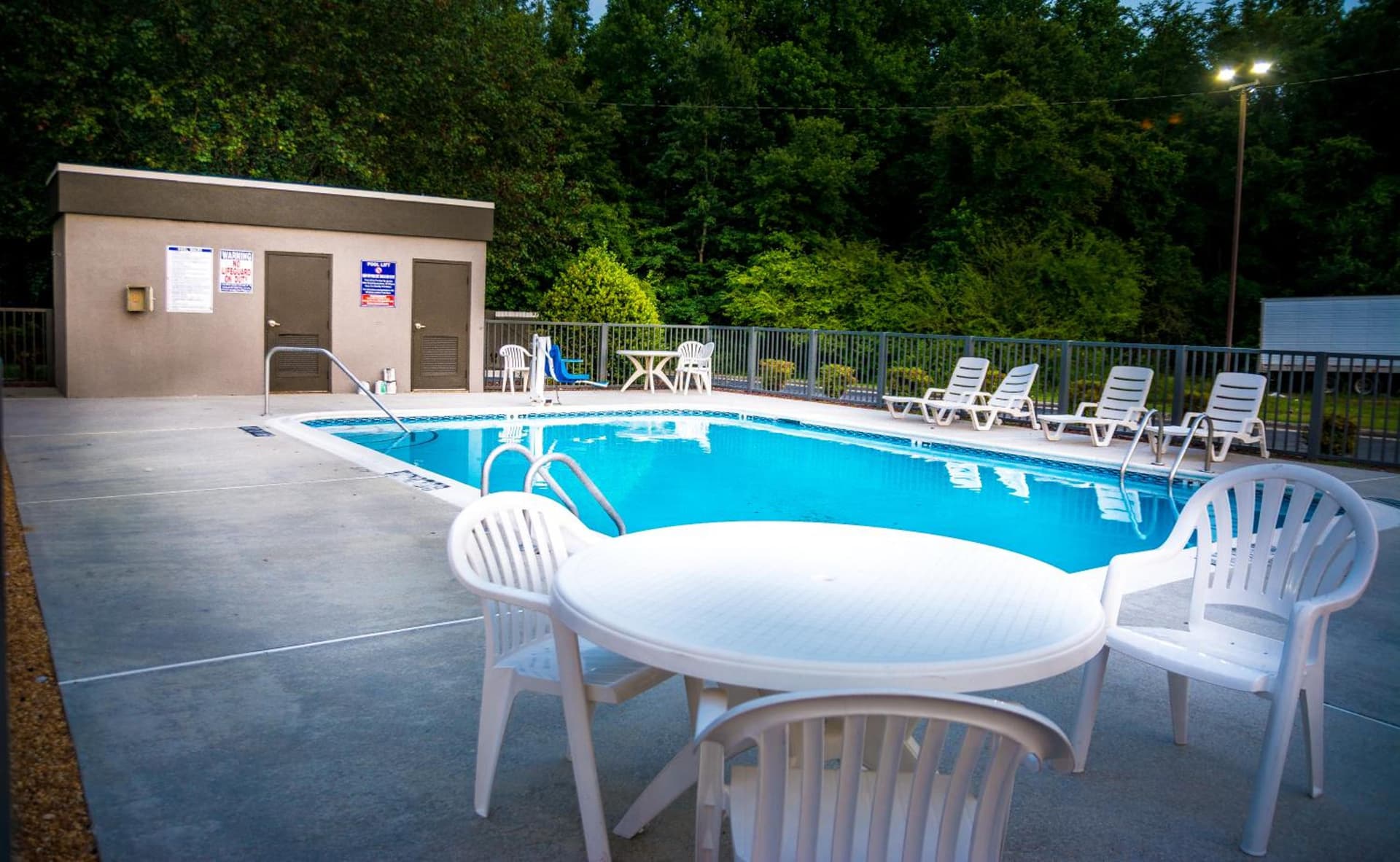 La Quinta Inn & Suites by Wyndham Fayetteville I-95 gallery photo in Fayetteville, NC — image 12