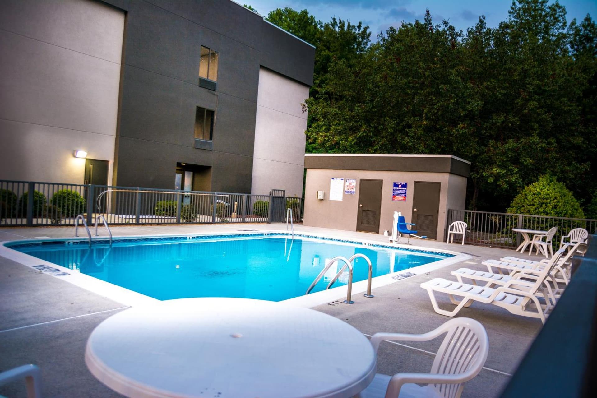 La Quinta Inn & Suites by Wyndham Fayetteville I-95 gallery photo in Fayetteville, NC — image 23