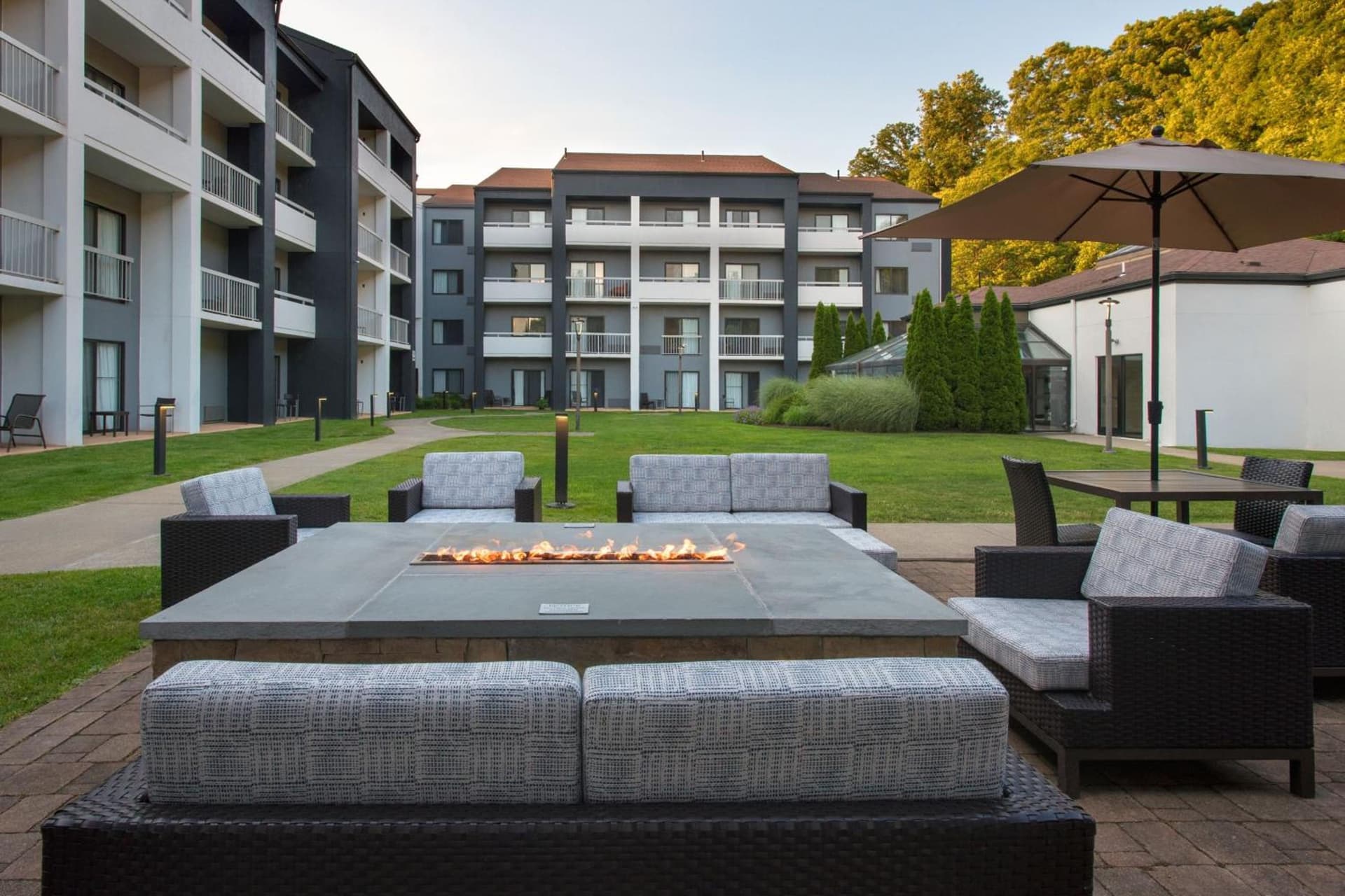 Courtyard by Marriott Norwalk gallery photo in Norwalk, CT — image 9