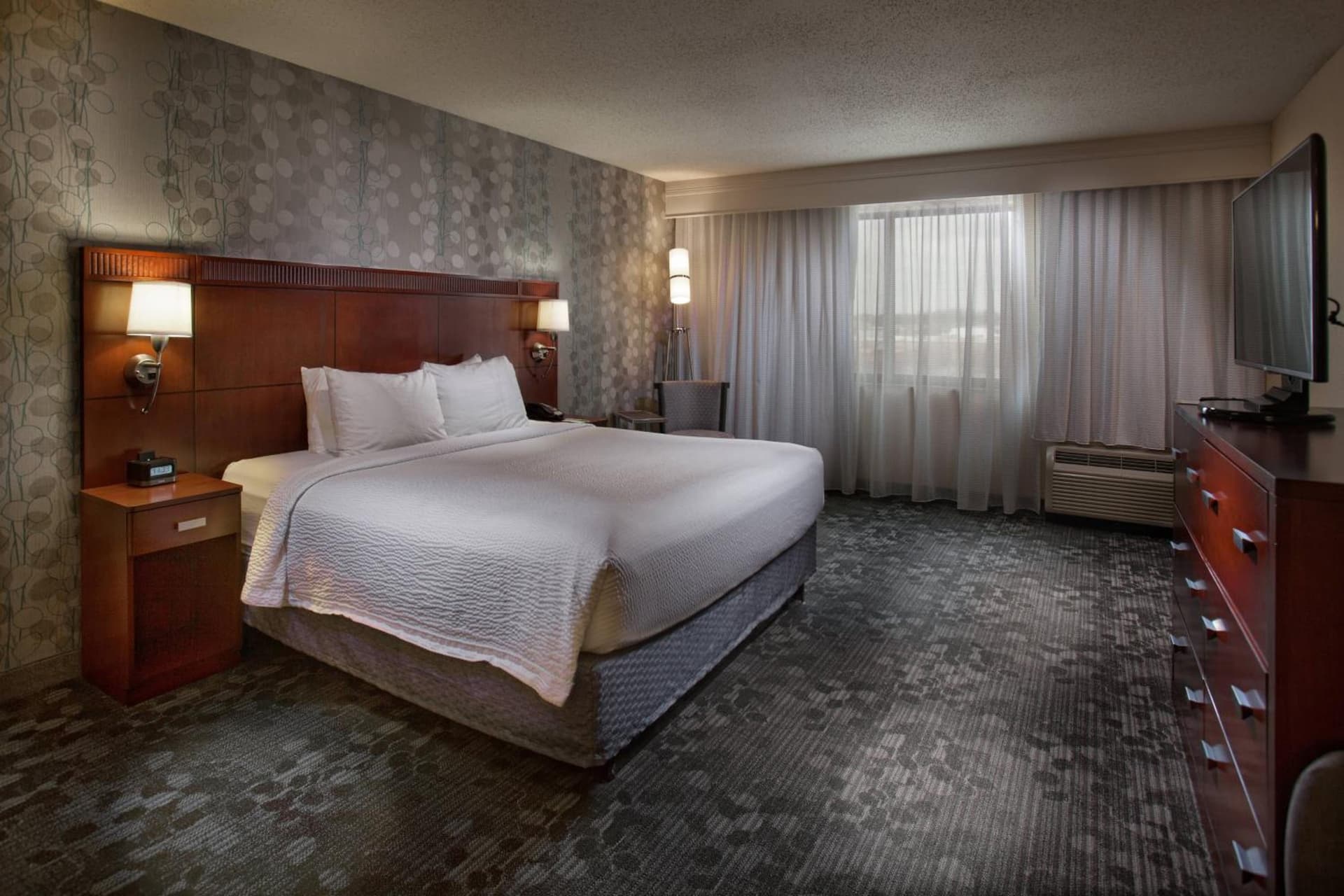 Courtyard by Marriott Fayetteville gallery photo in Fayetteville, AR — image 23