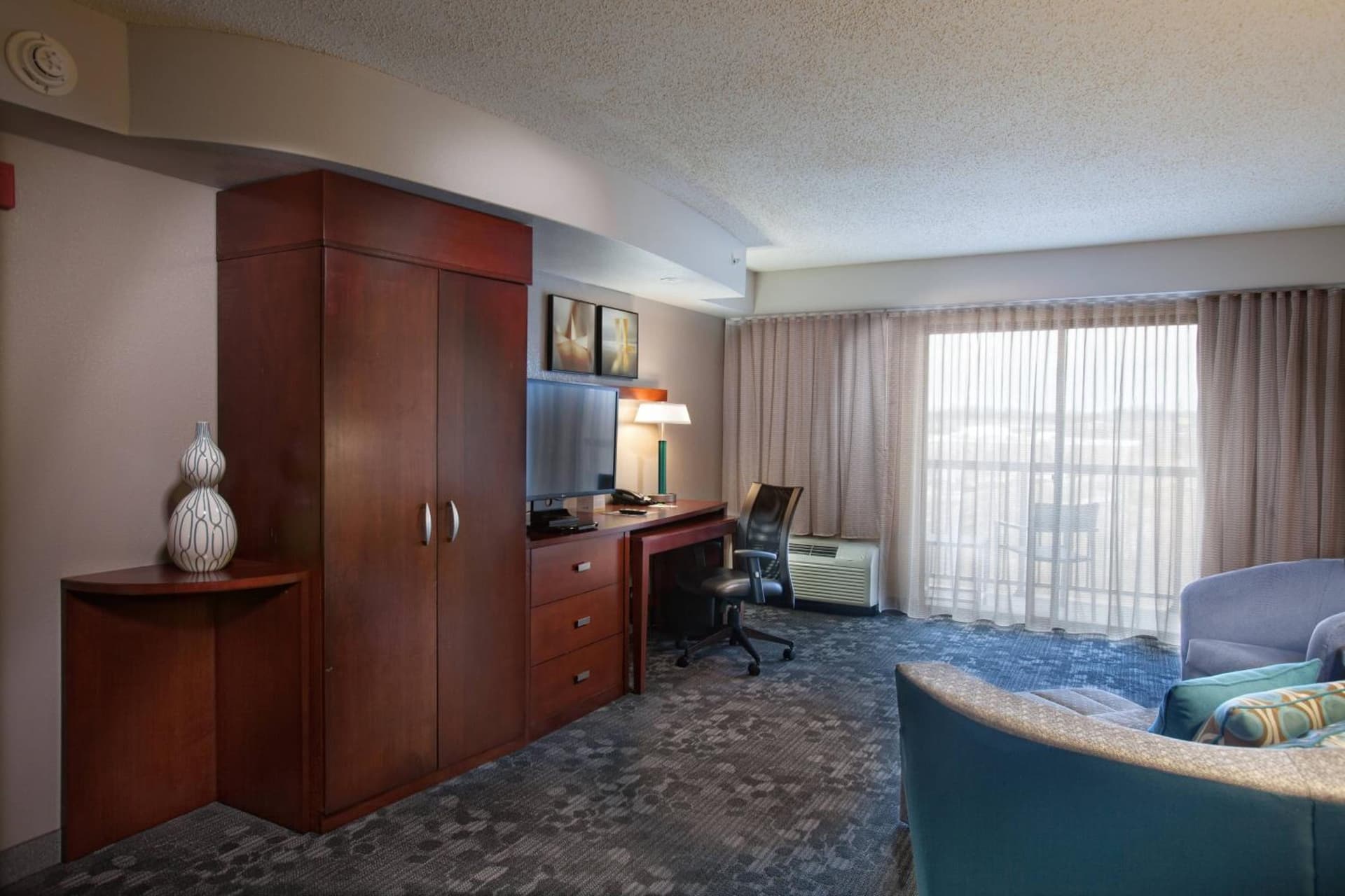 Courtyard by Marriott Fayetteville gallery photo in Fayetteville, AR — image 7
