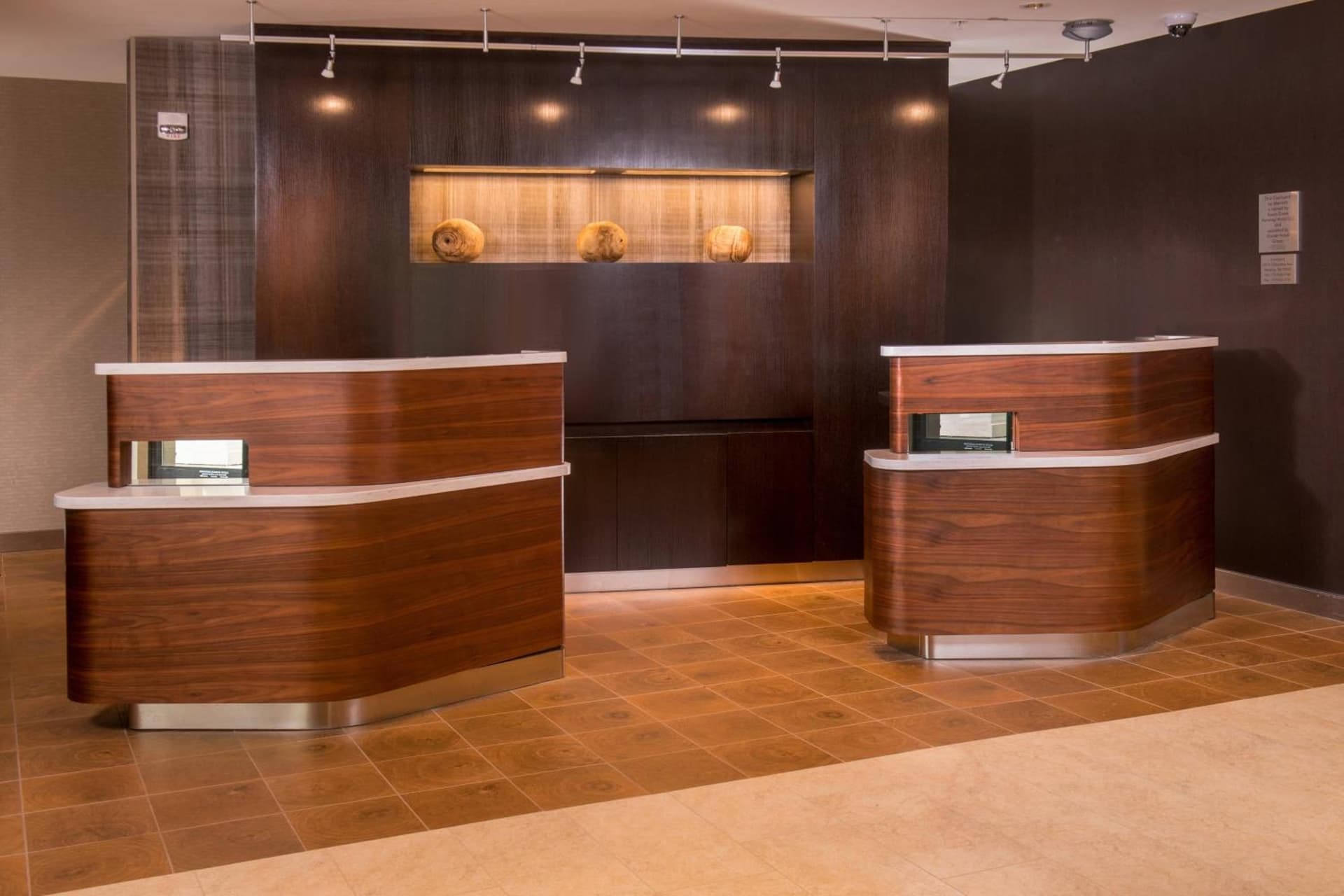 Courtyard by Marriott Hershey Chocolate Avenue property views in Hershey, PA — gallery photo 3