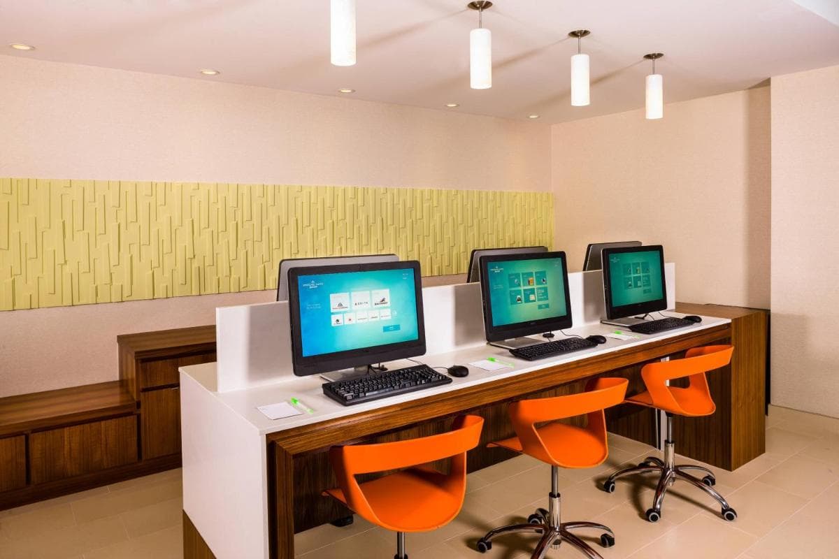 SpringHill Suites by Marriott New York LaGuardia Airport interior in Queens, NY — gallery photo 2