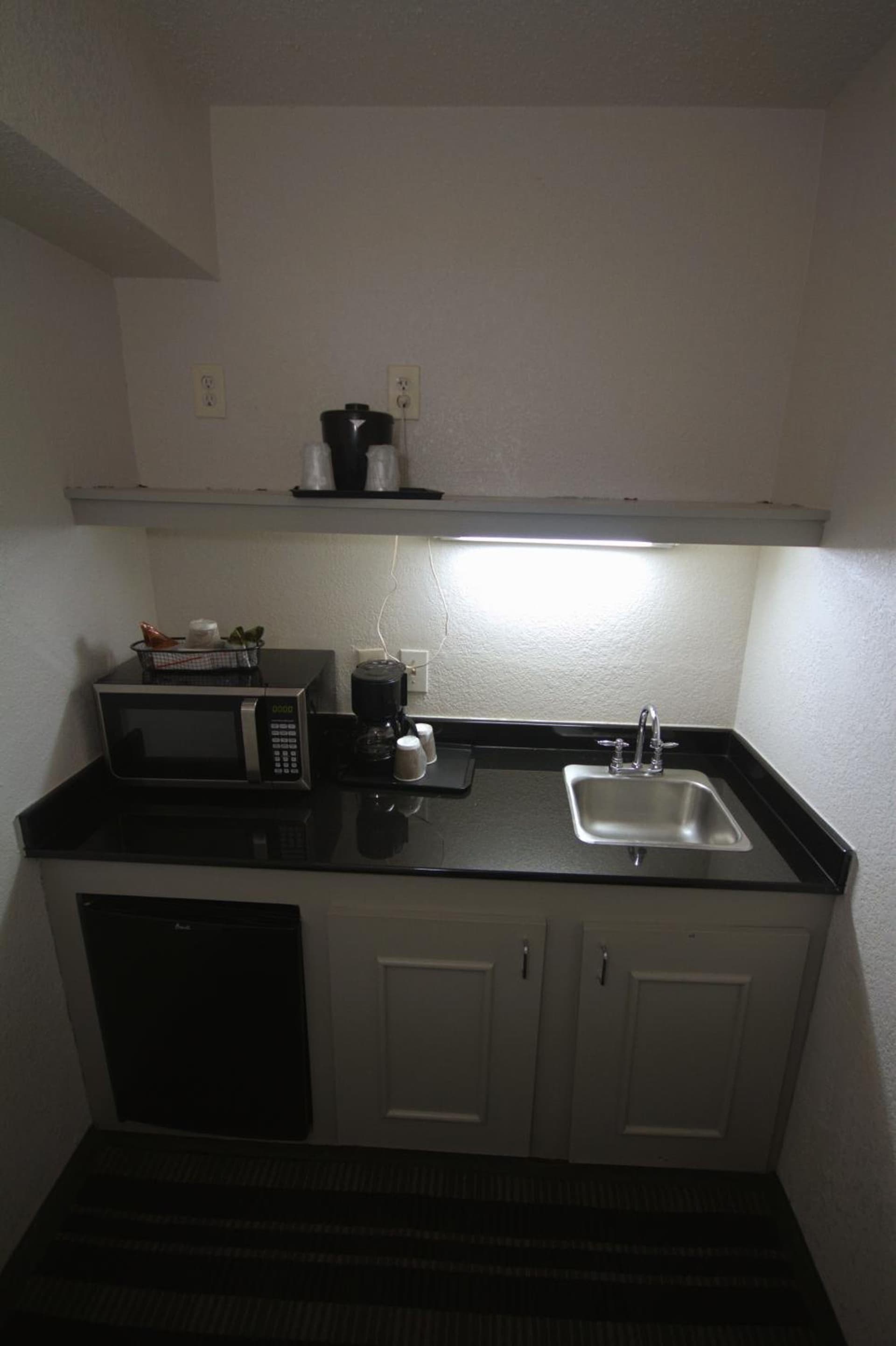 Atrium Hotel and Suites DFW Airport gallery photo in Irving, TX — image 31