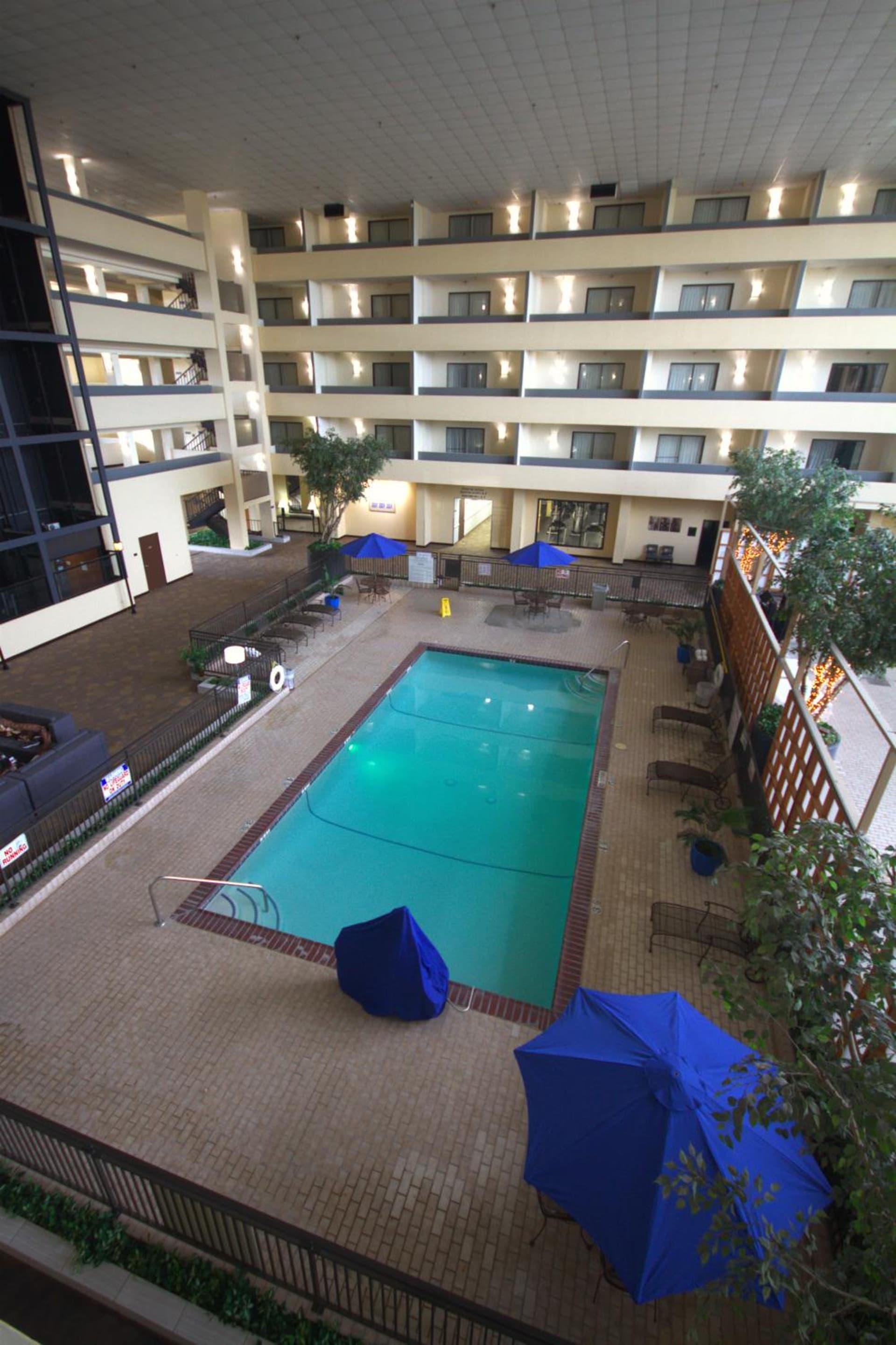 Atrium Hotel and Suites DFW Airport gallery photo in Irving, TX — image 129