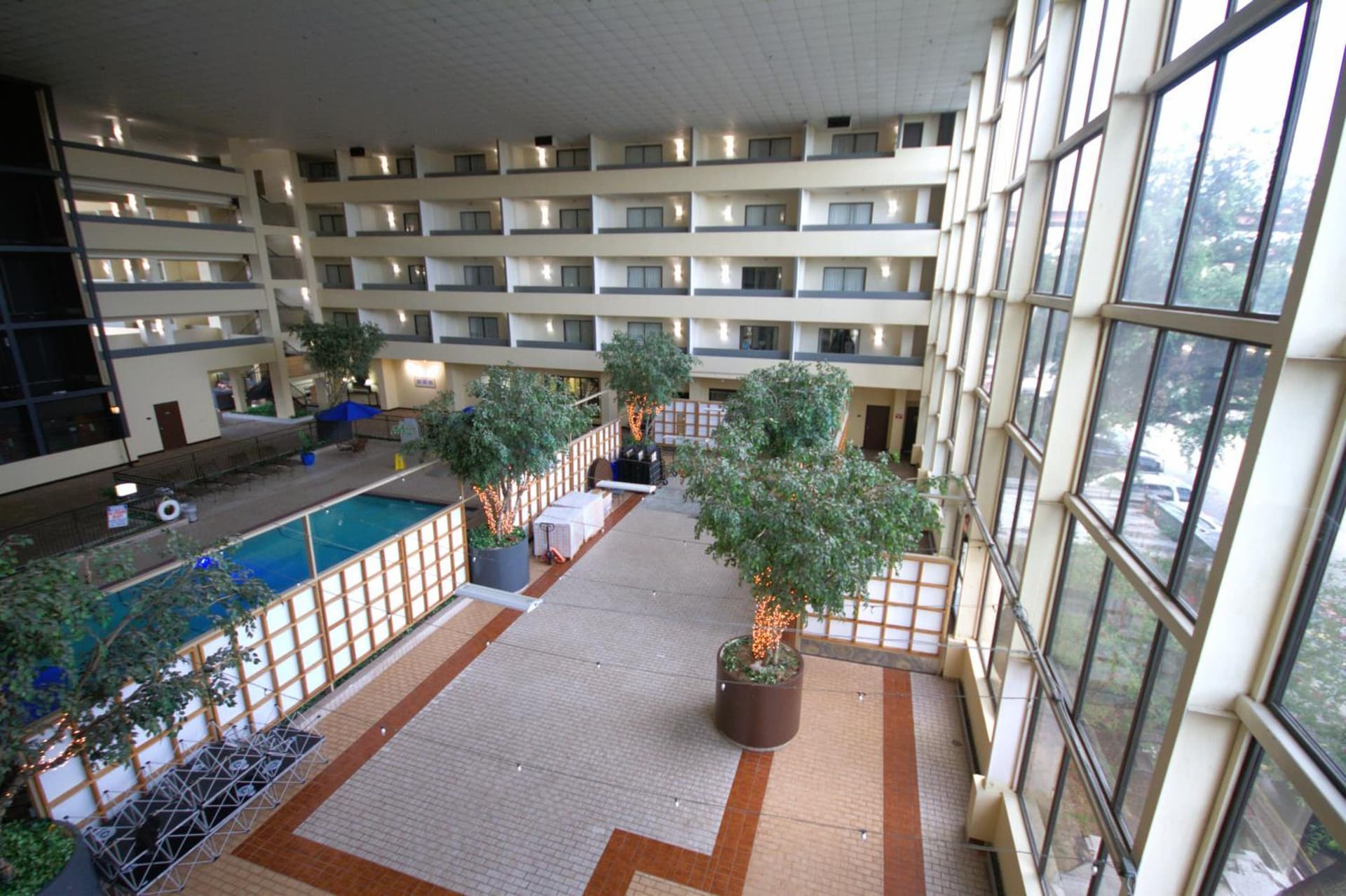 Atrium Hotel and Suites DFW Airport gallery photo in Irving, TX — image 132