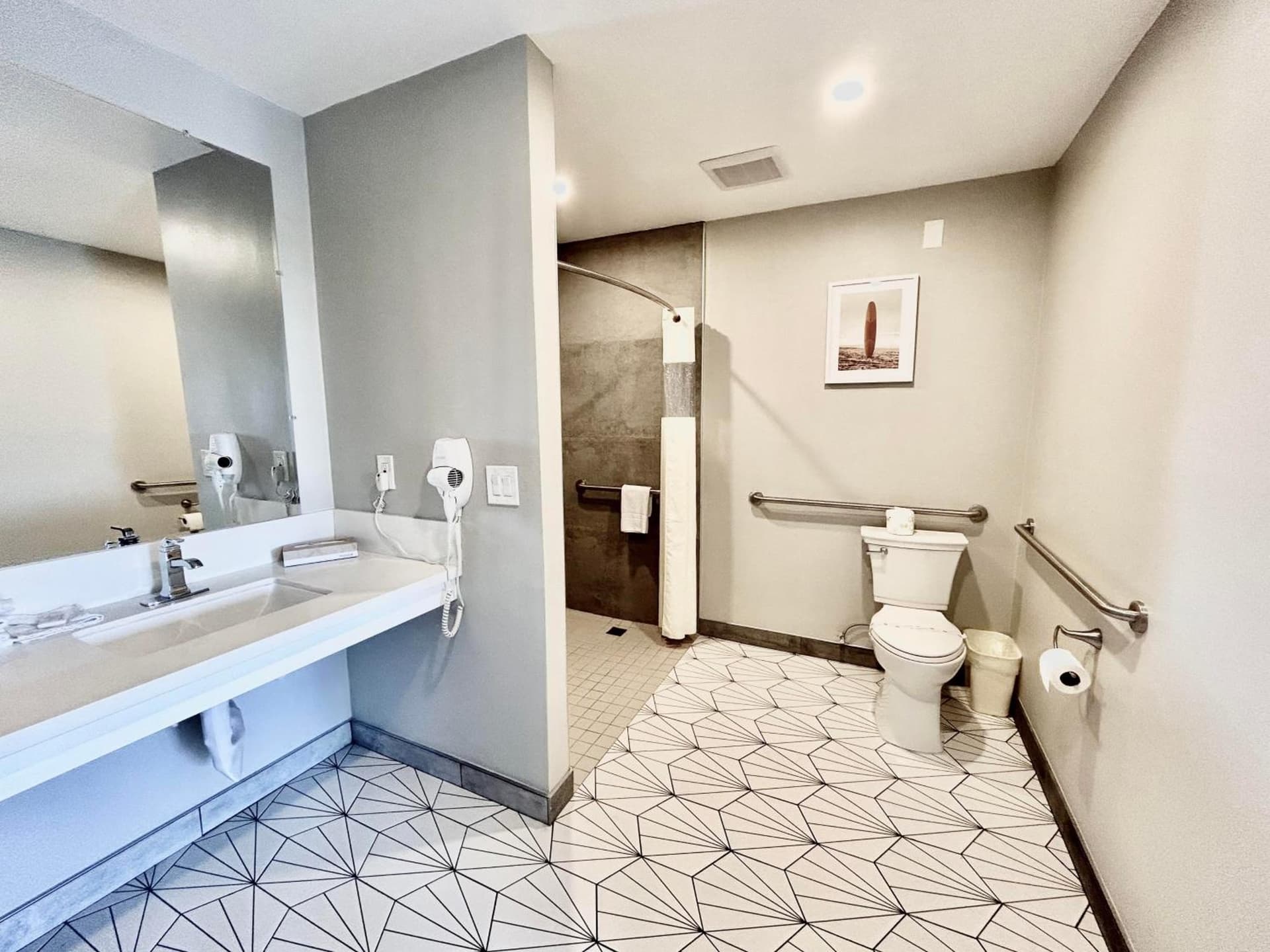 Alamo Inn and Suites - Convention Center gallery photo in Anaheim, CA — image 11