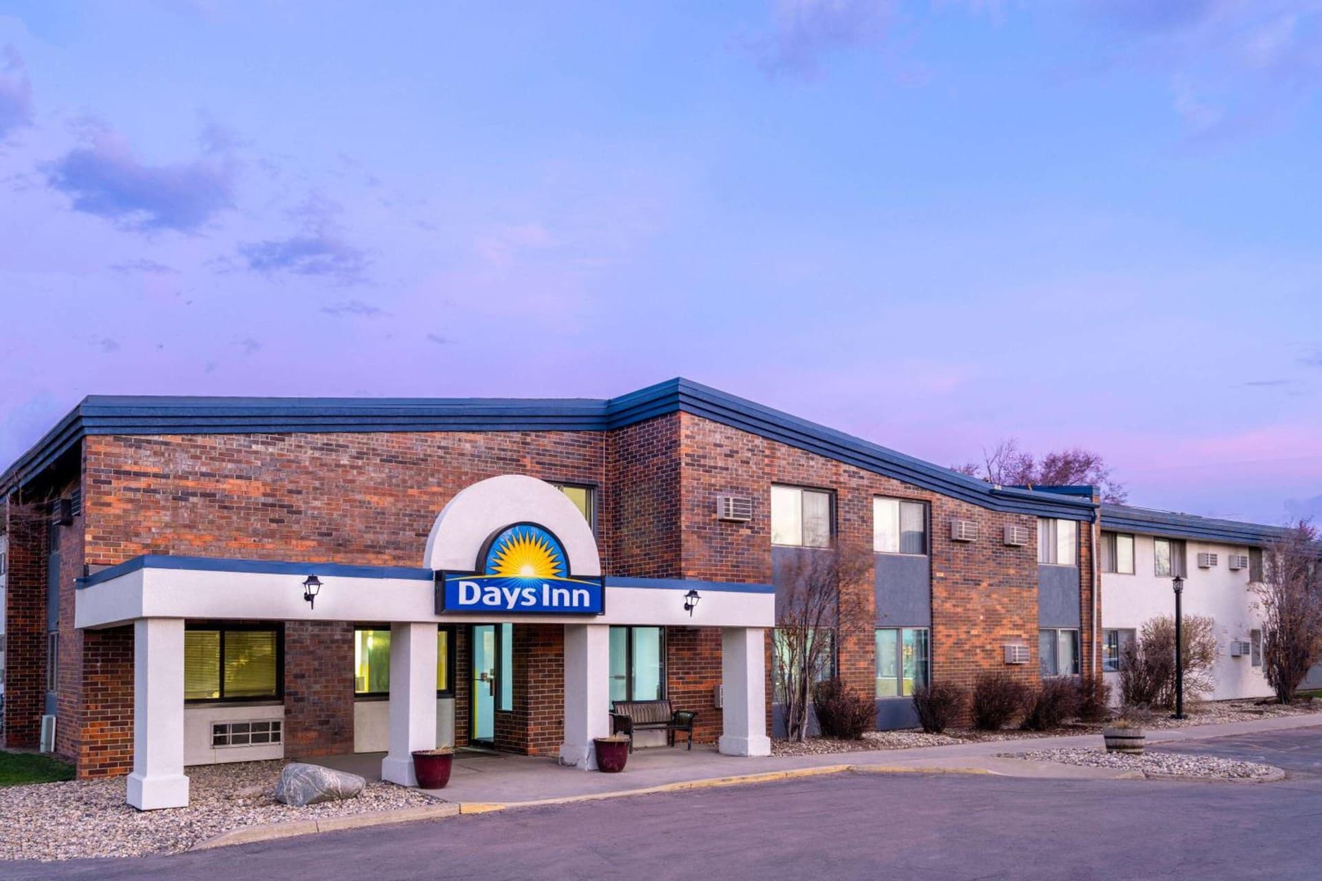 Days Inn by Wyndham Sioux Falls Airport featured exterior or lobby in Sioux Falls, SD — similar hotel