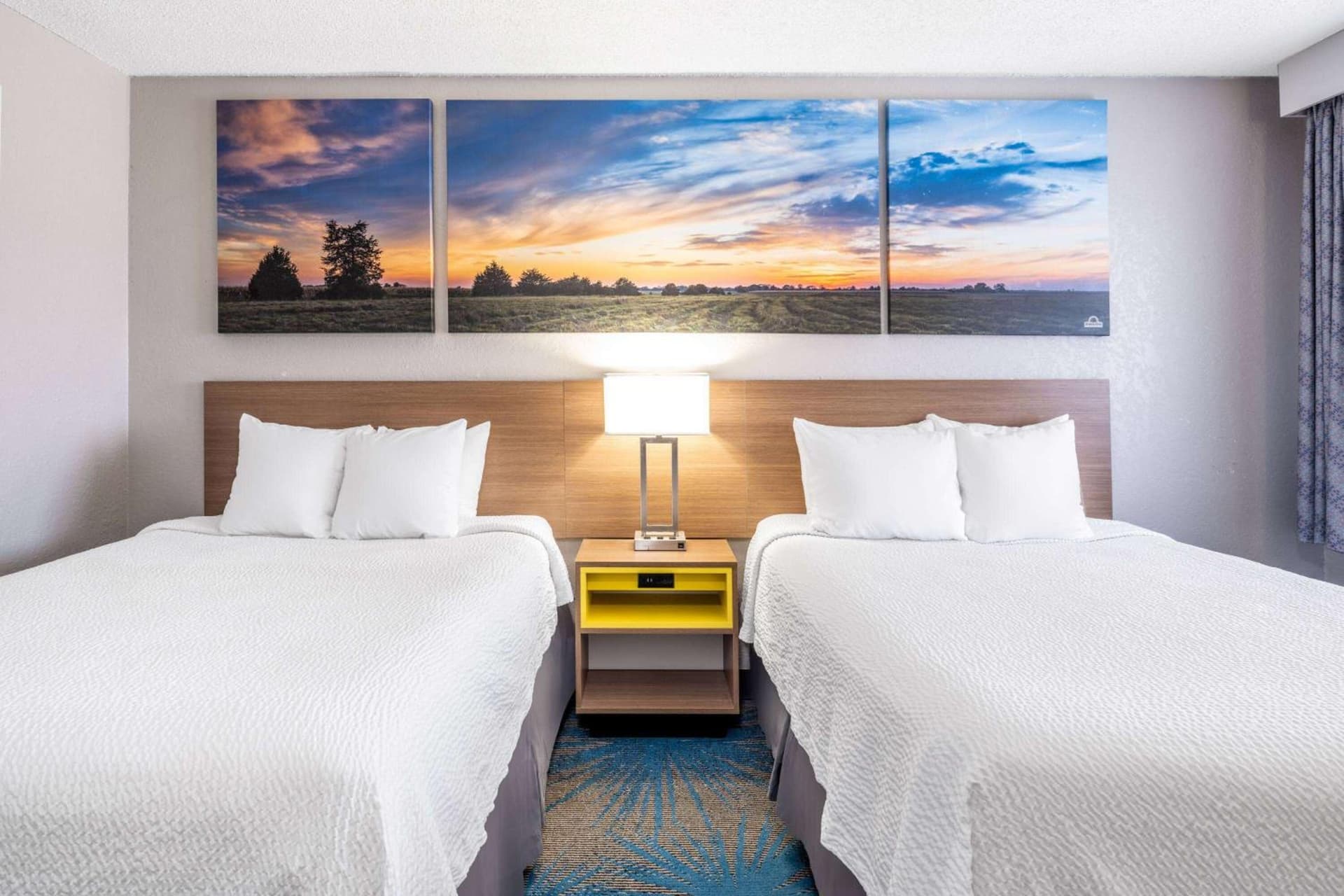 Days Inn by Wyndham Sioux Falls Airport gallery photo in Sioux Falls, SD — image 43