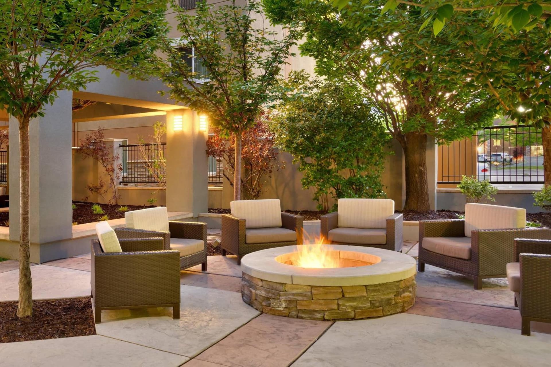 Courtyard by Marriott Salt Lake City Sandy gallery photo in Sandy, UT — image 9