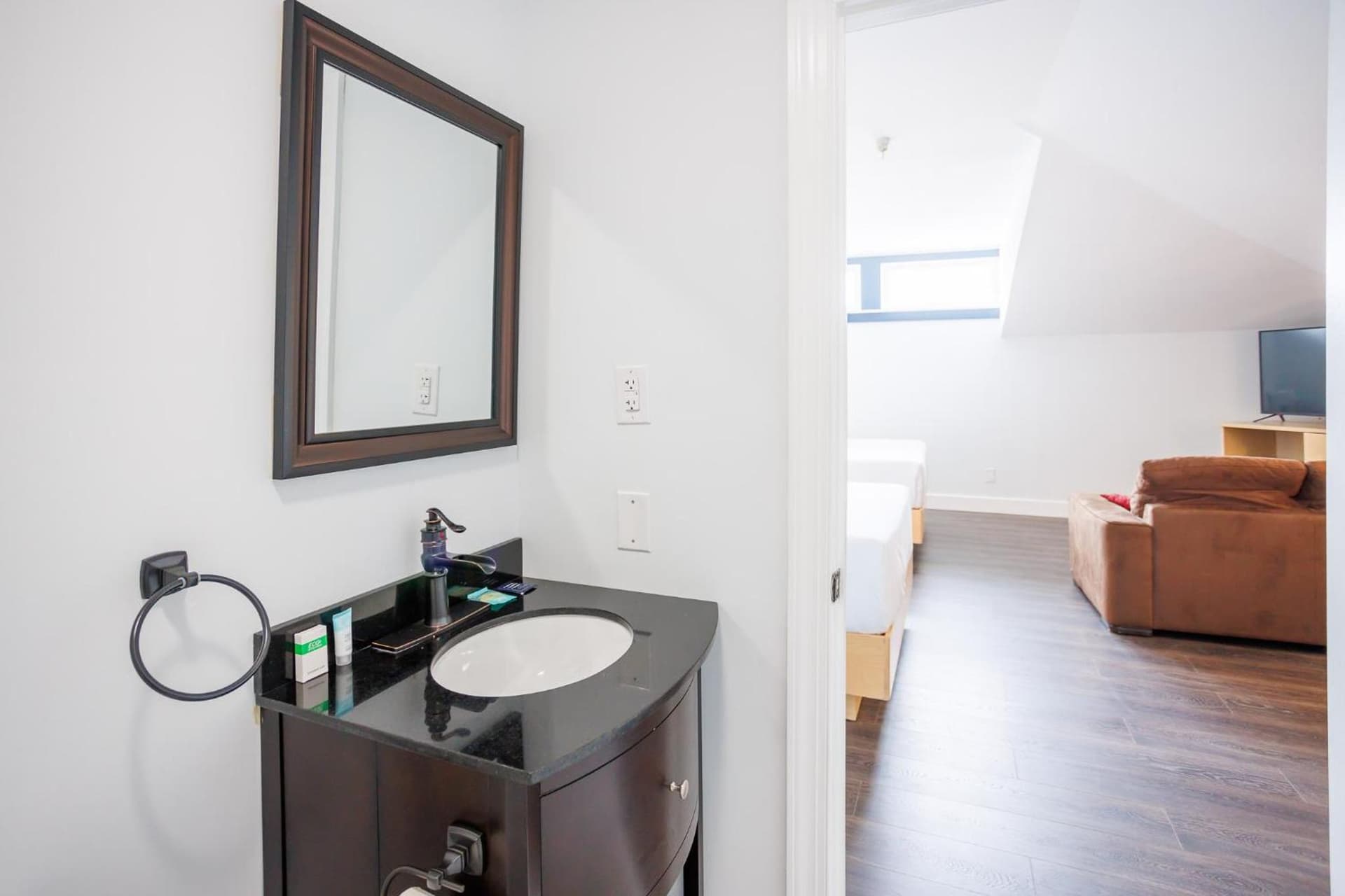 Hotel Callista gallery photo in Norwich, CT — image 46