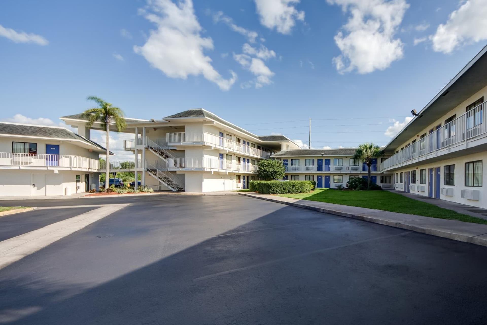 Motel 6-Lakeland, FL property views in Lakeland, FL — gallery photo 3