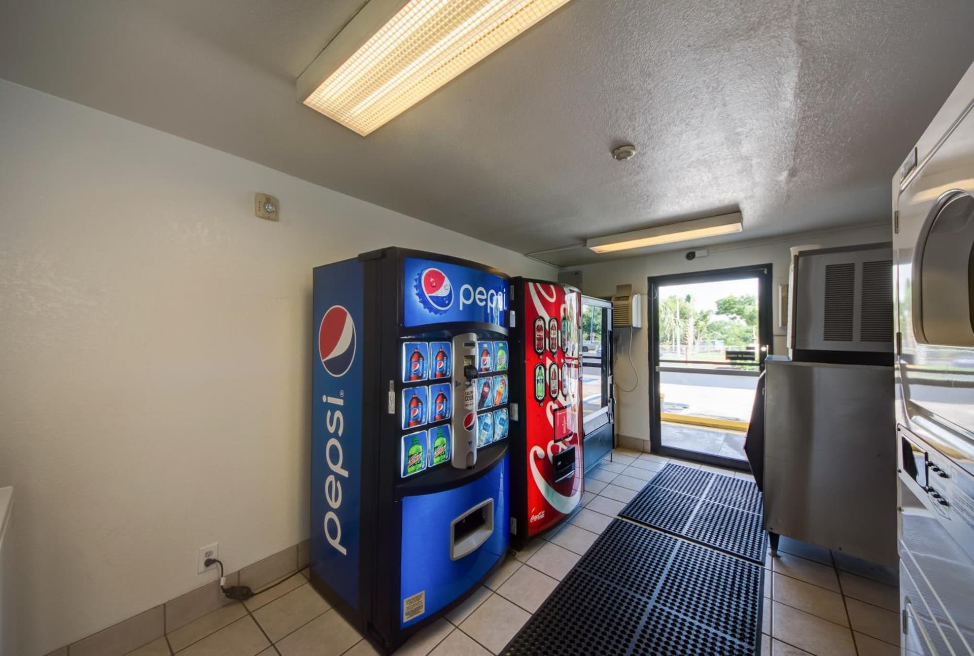 Motel 6-Lakeland, FL gallery photo in Lakeland, FL — image 7