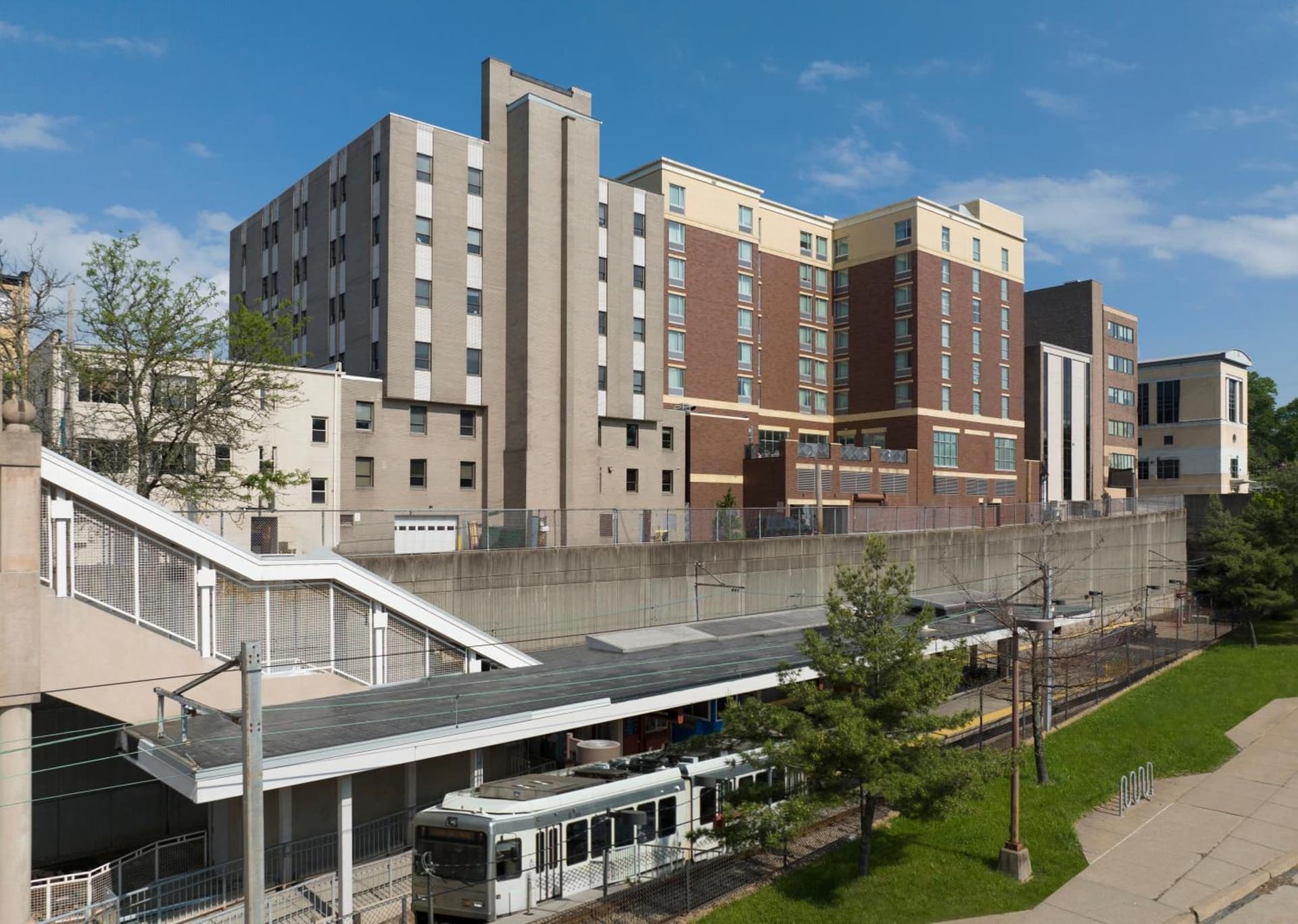 SpringHill Suites by Marriott Pittsburgh Mt. Lebanon property views in Mount Lebanon — gallery photo 3