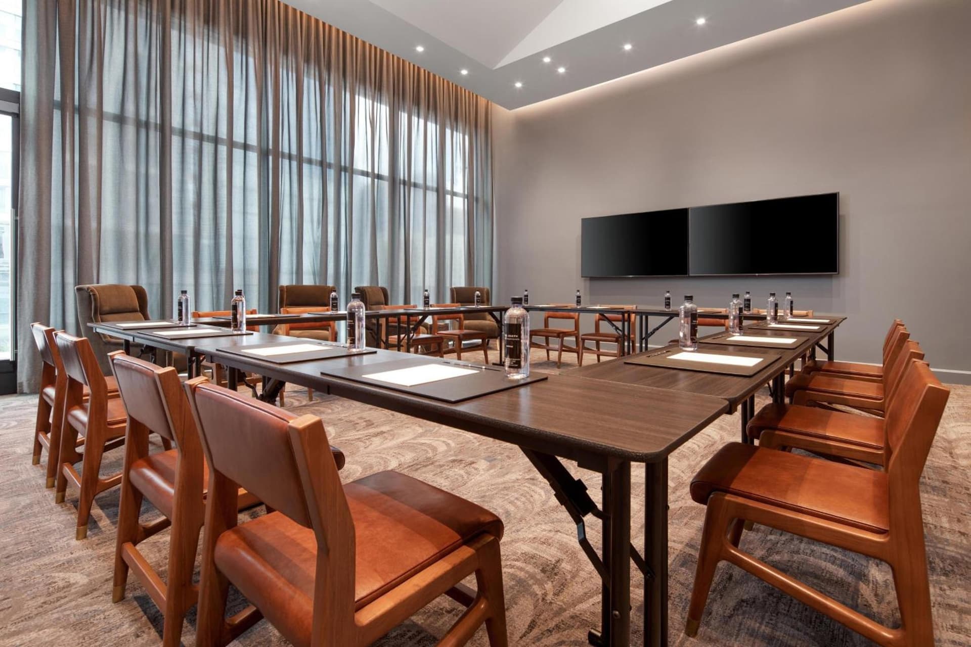 The Joseph, a Luxury Collection Hotel, Nashville gallery photo in Nashville, TN — image 4
