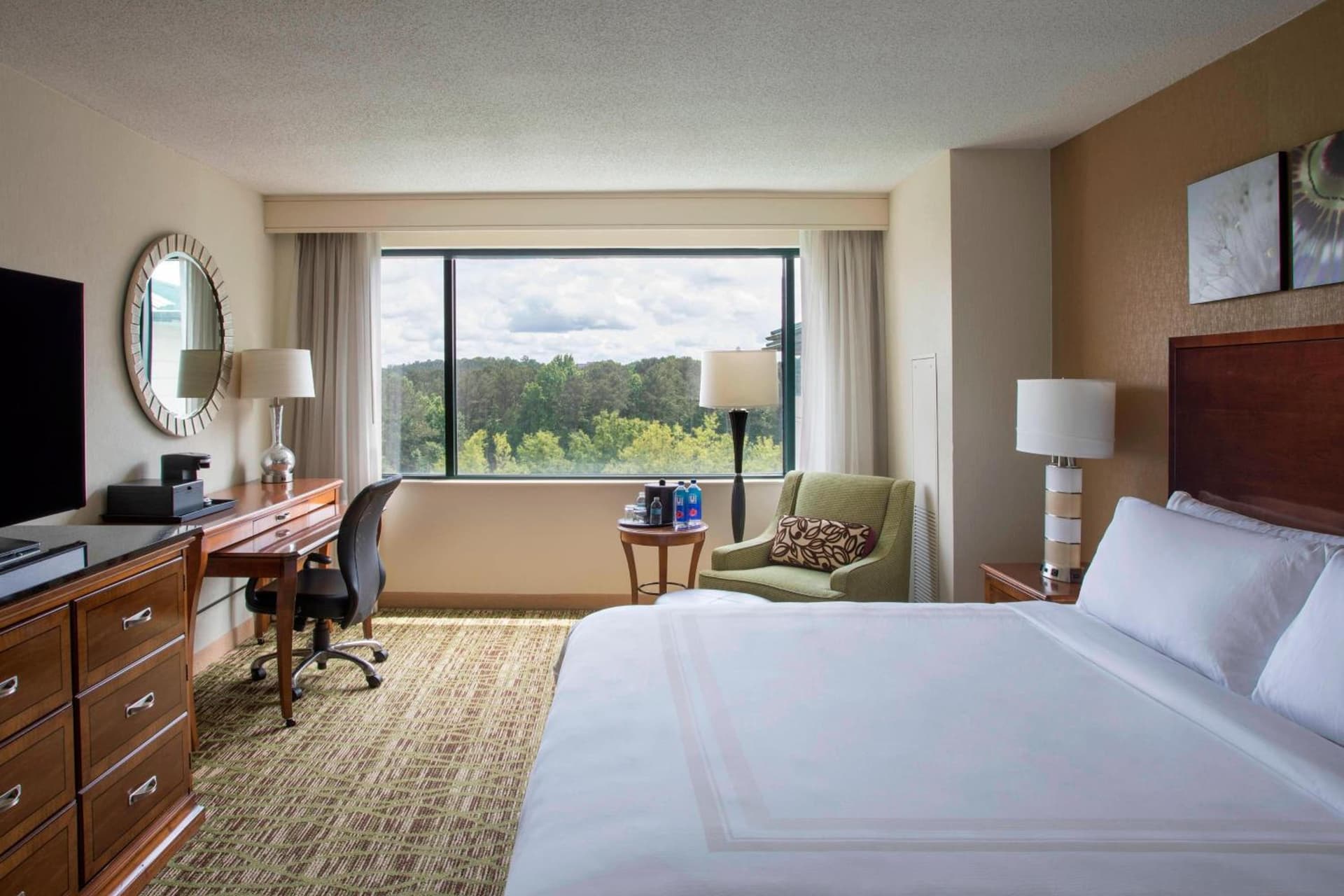Atlanta Marriott Alpharetta interior in Alpharetta, GA — gallery photo 2