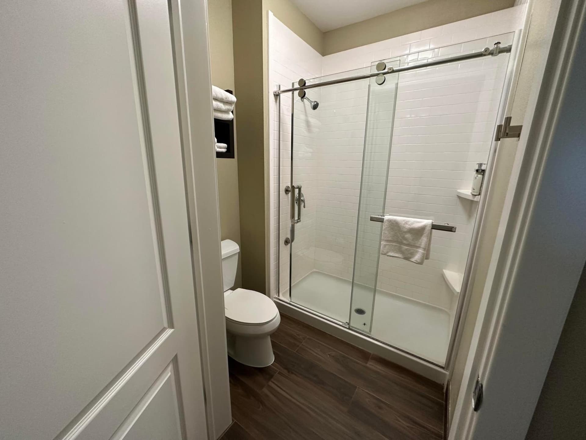 Staybridge Suites Anaheim At The Park by IHG interior in Anaheim, CA — gallery photo 2
