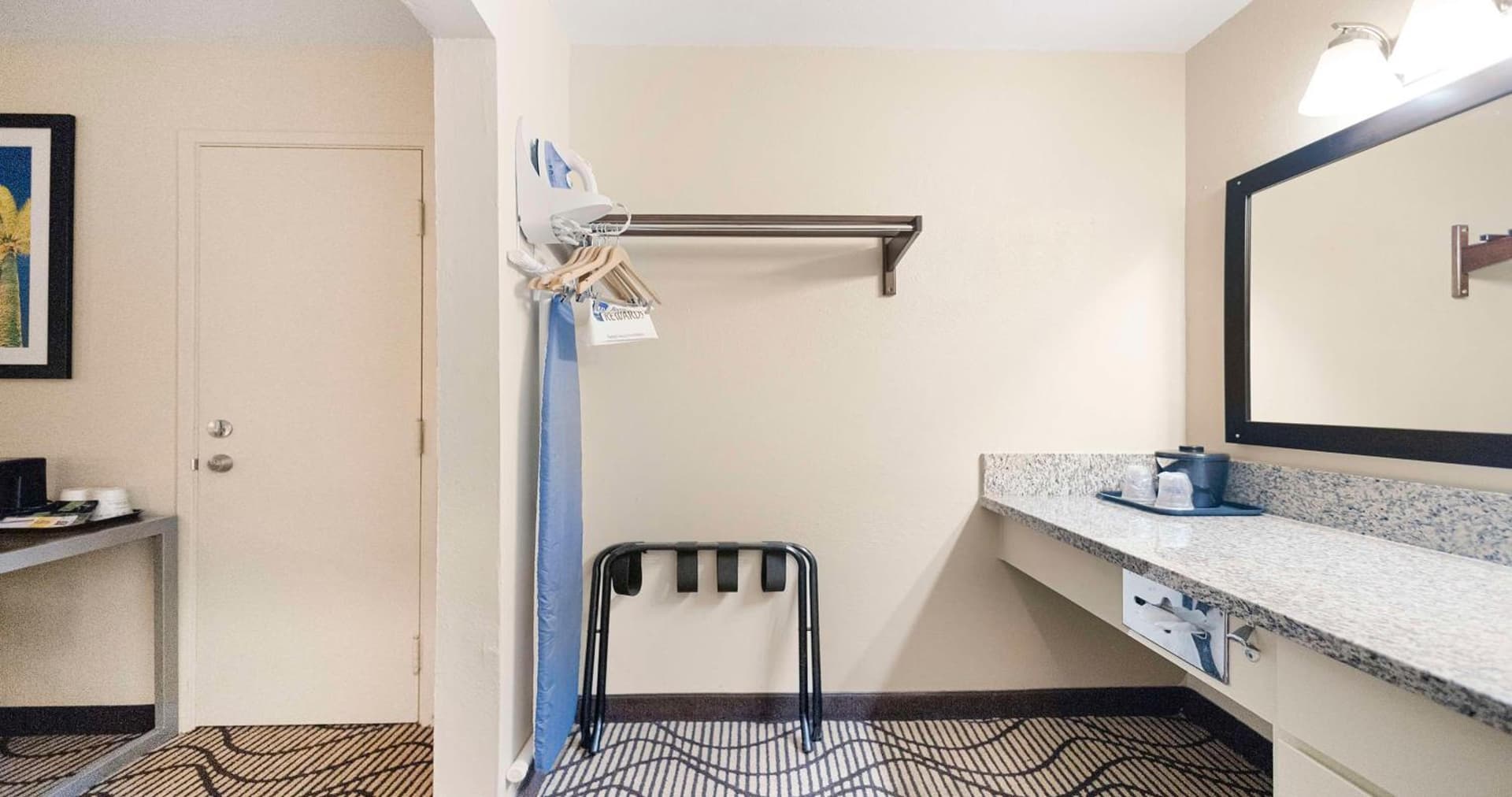 SureStay Plus Hotel by Best Western Sacramento North gallery photo in Sacramento, CA — image 17