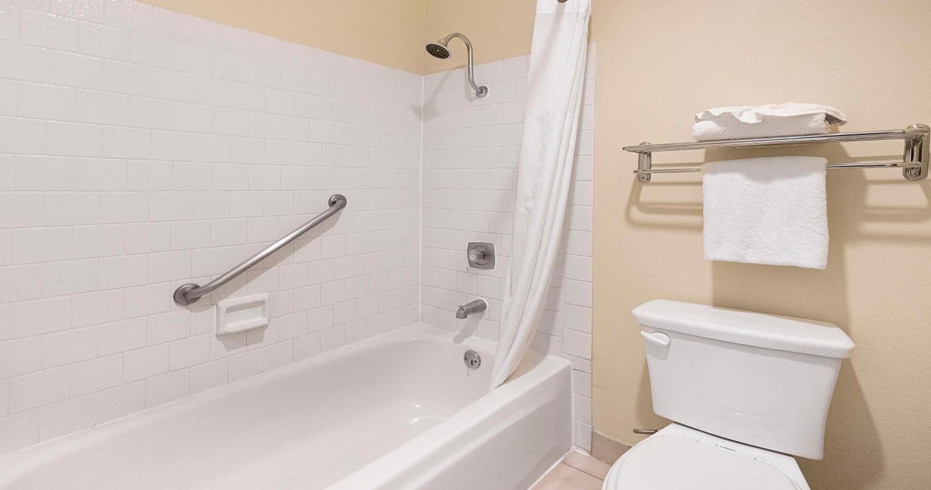 SureStay Plus Hotel by Best Western Sacramento North gallery photo in Sacramento, CA — image 102