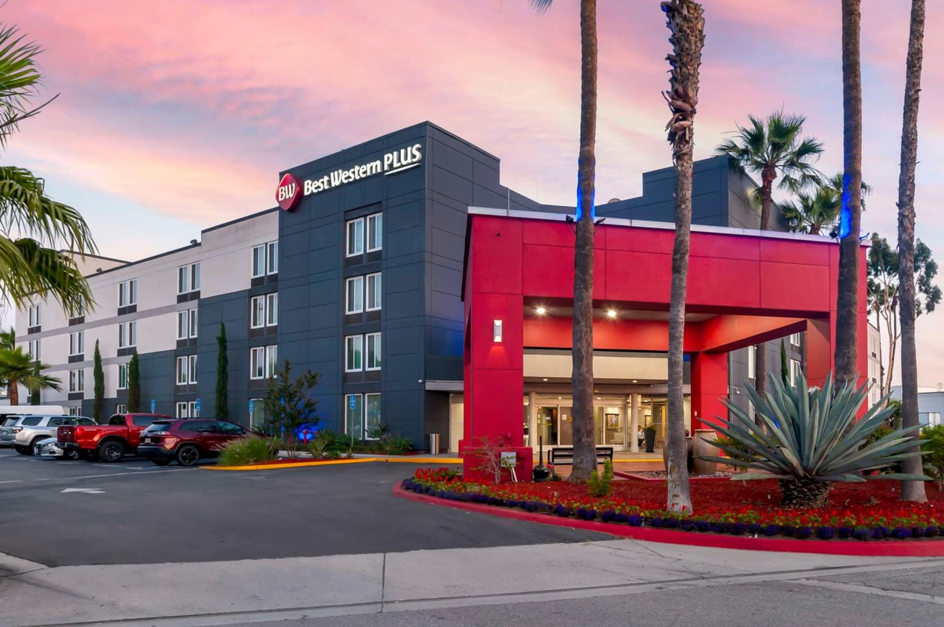 Best Western Plus Commerce Hotel gallery photo in Los Angeles, CA — image 10