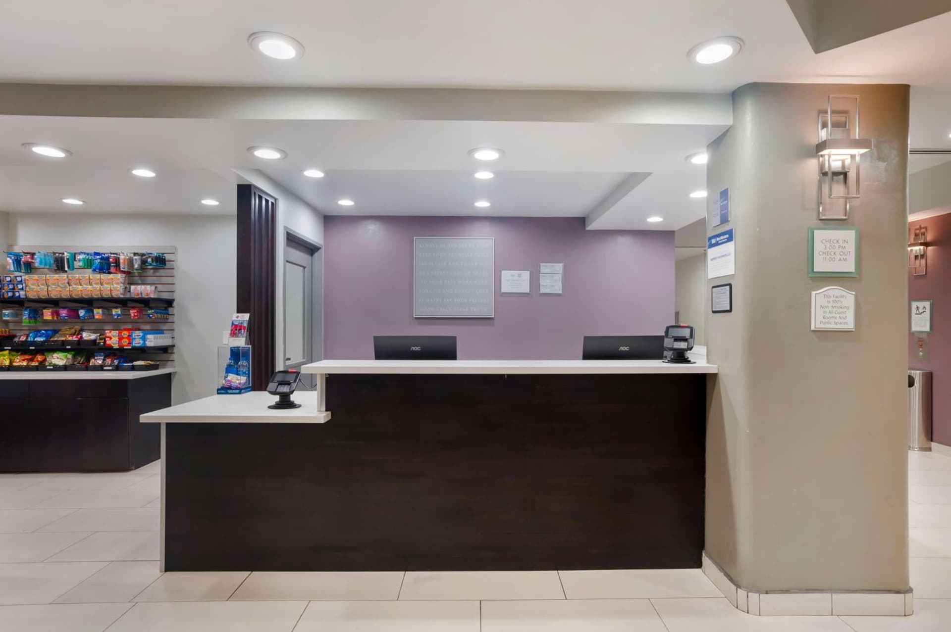 Best Western Plus Commerce Hotel gallery photo in Los Angeles, CA — image 11