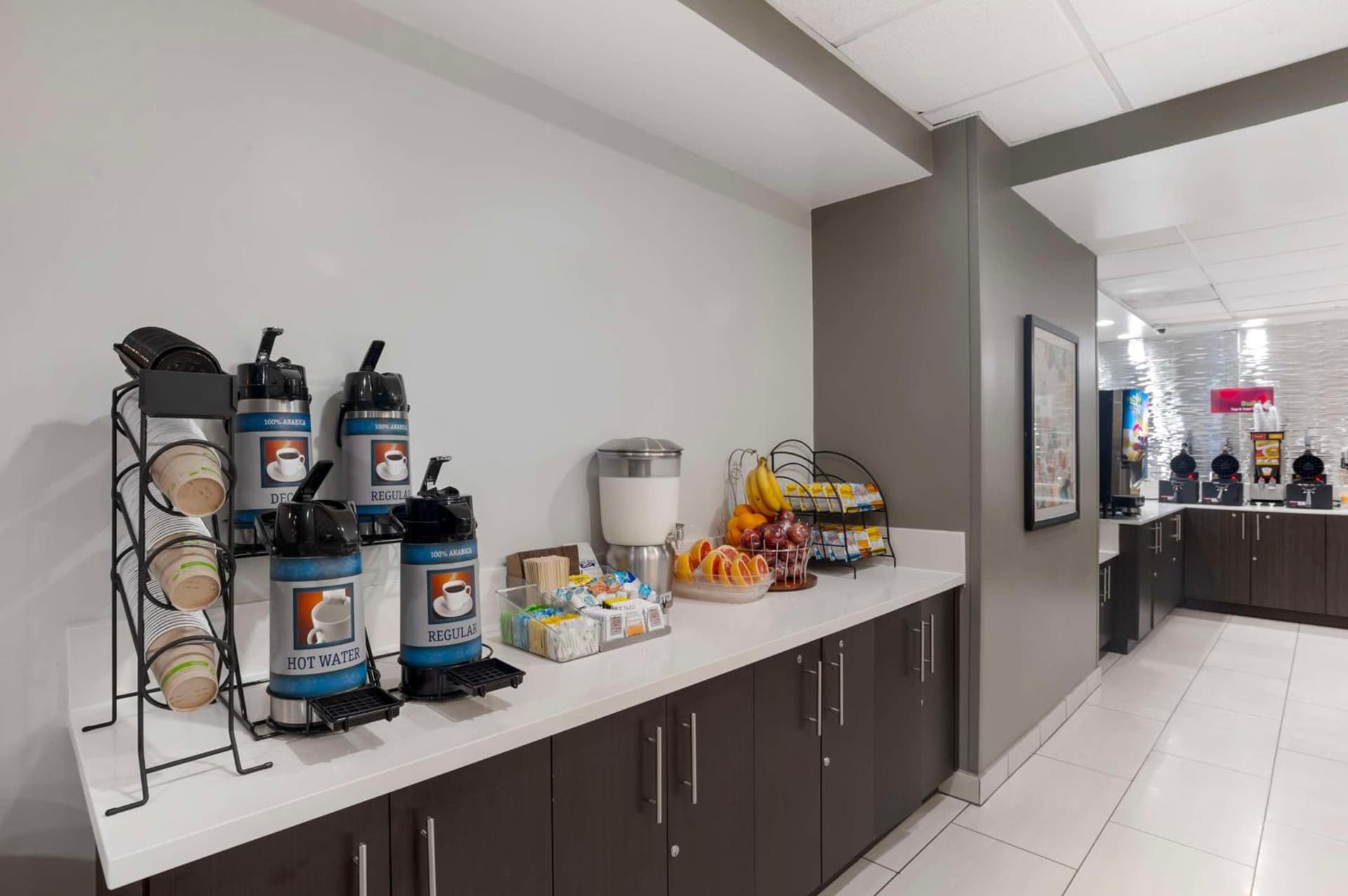 Best Western Plus Commerce Hotel gallery photo in Los Angeles, CA — image 13