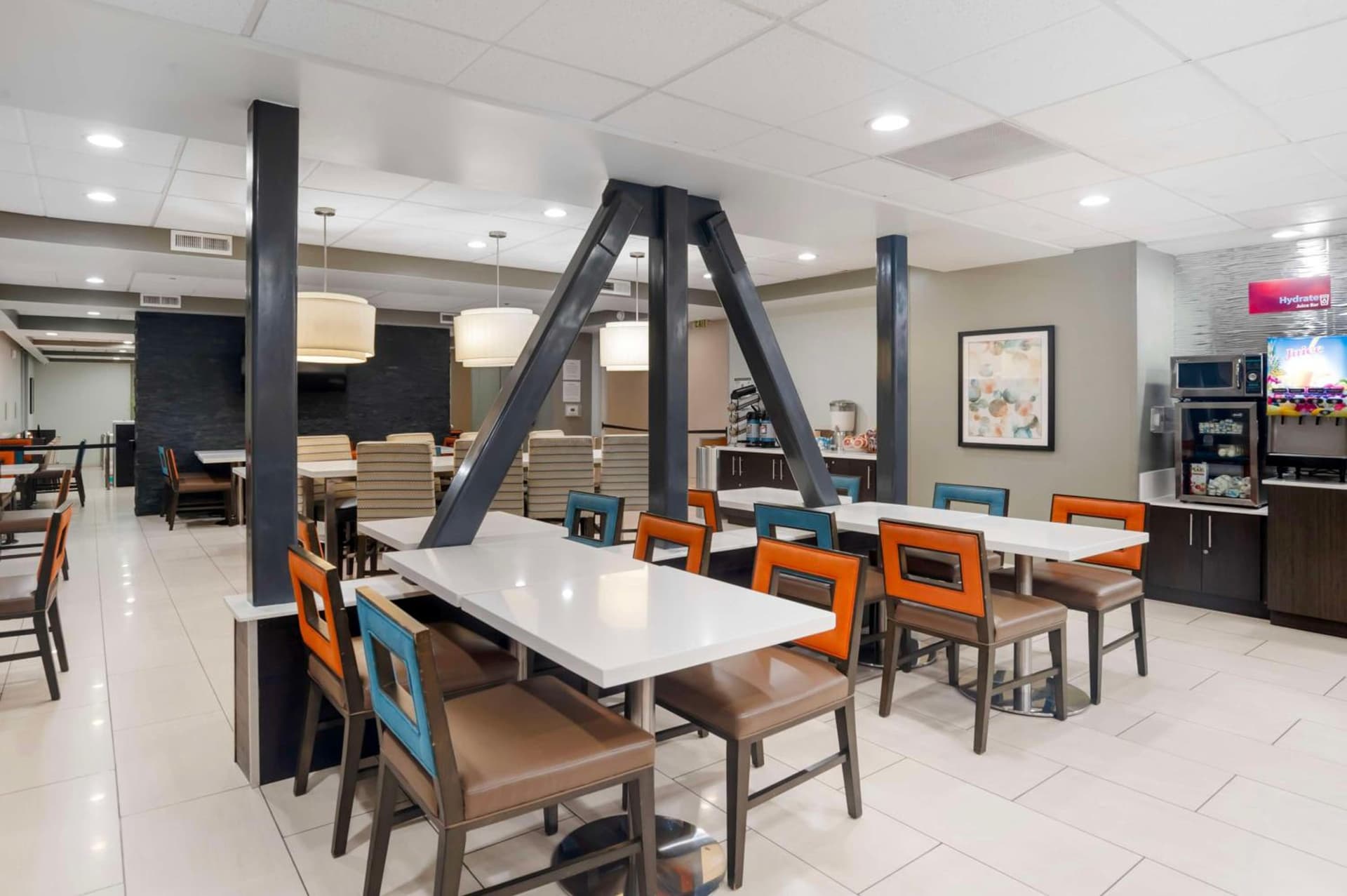 Best Western Plus Commerce Hotel gallery photo in Los Angeles, CA — image 35