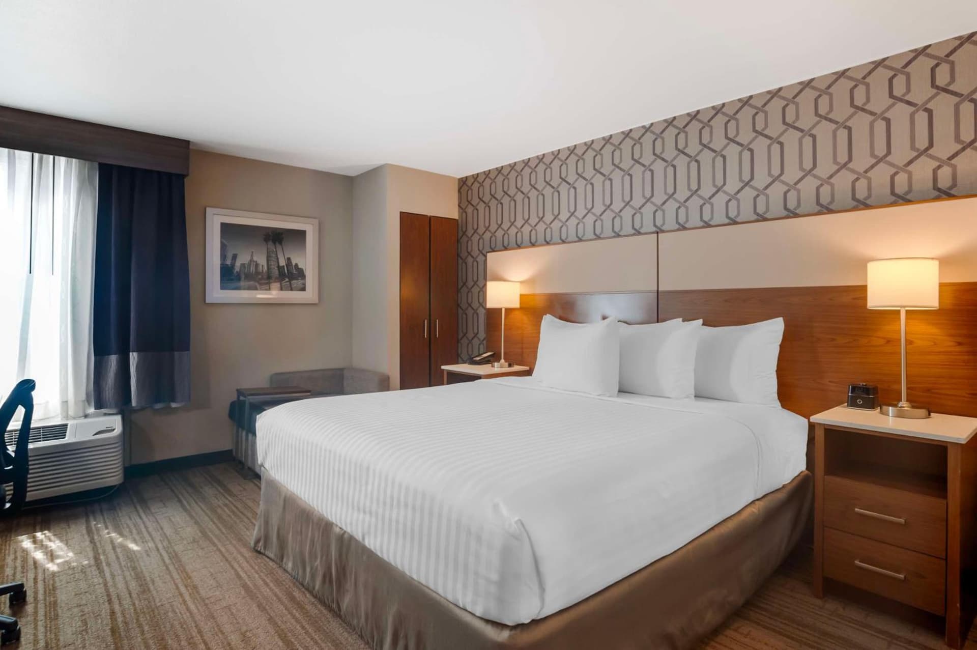Best Western Plus Commerce Hotel gallery photo in Los Angeles, CA — image 45