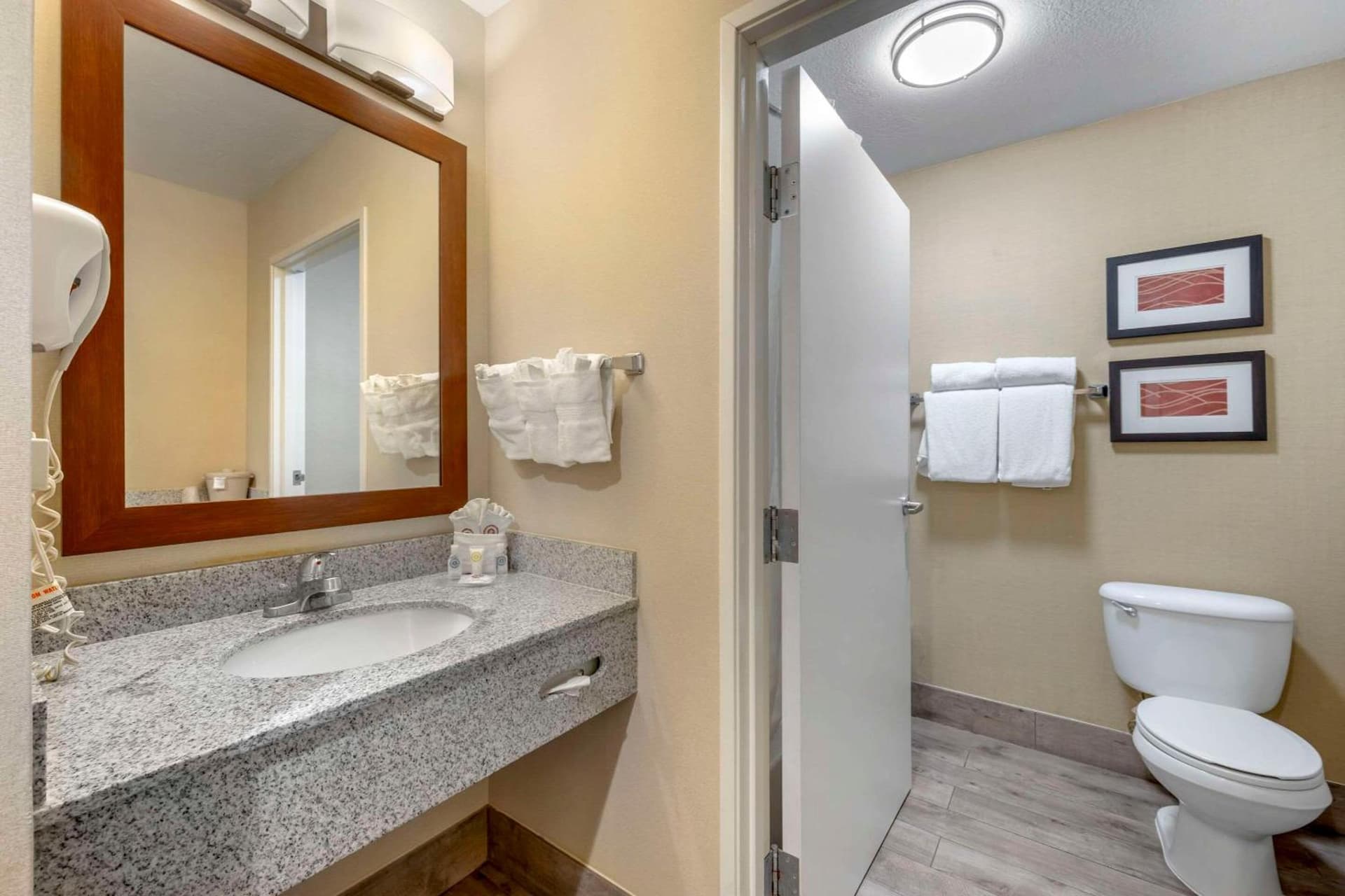Comfort Inn & Suites Orem - Provo gallery photo in Orem, UT — image 7