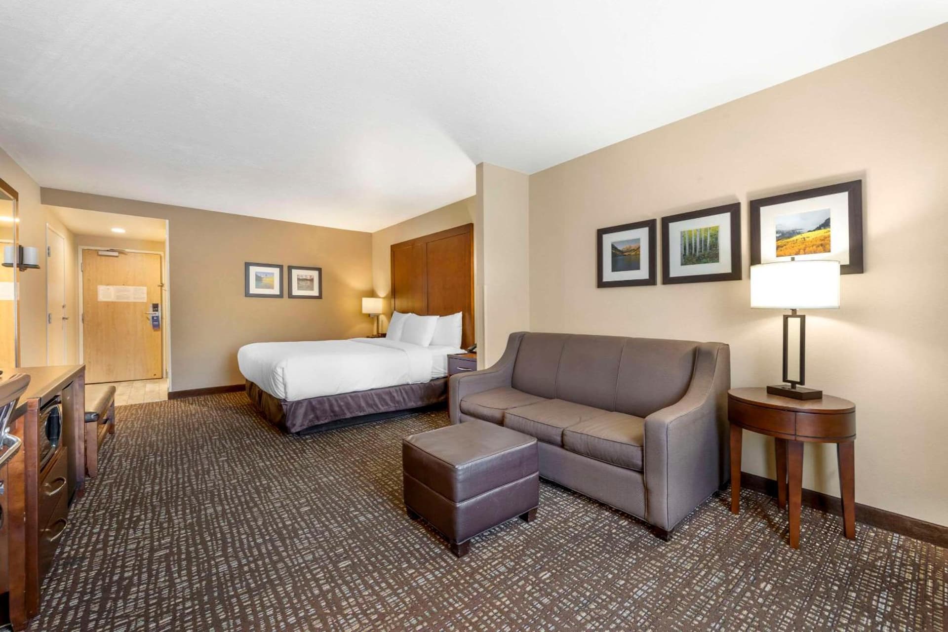 Comfort Inn & Suites Orem - Provo interior in Orem, UT — gallery photo 2