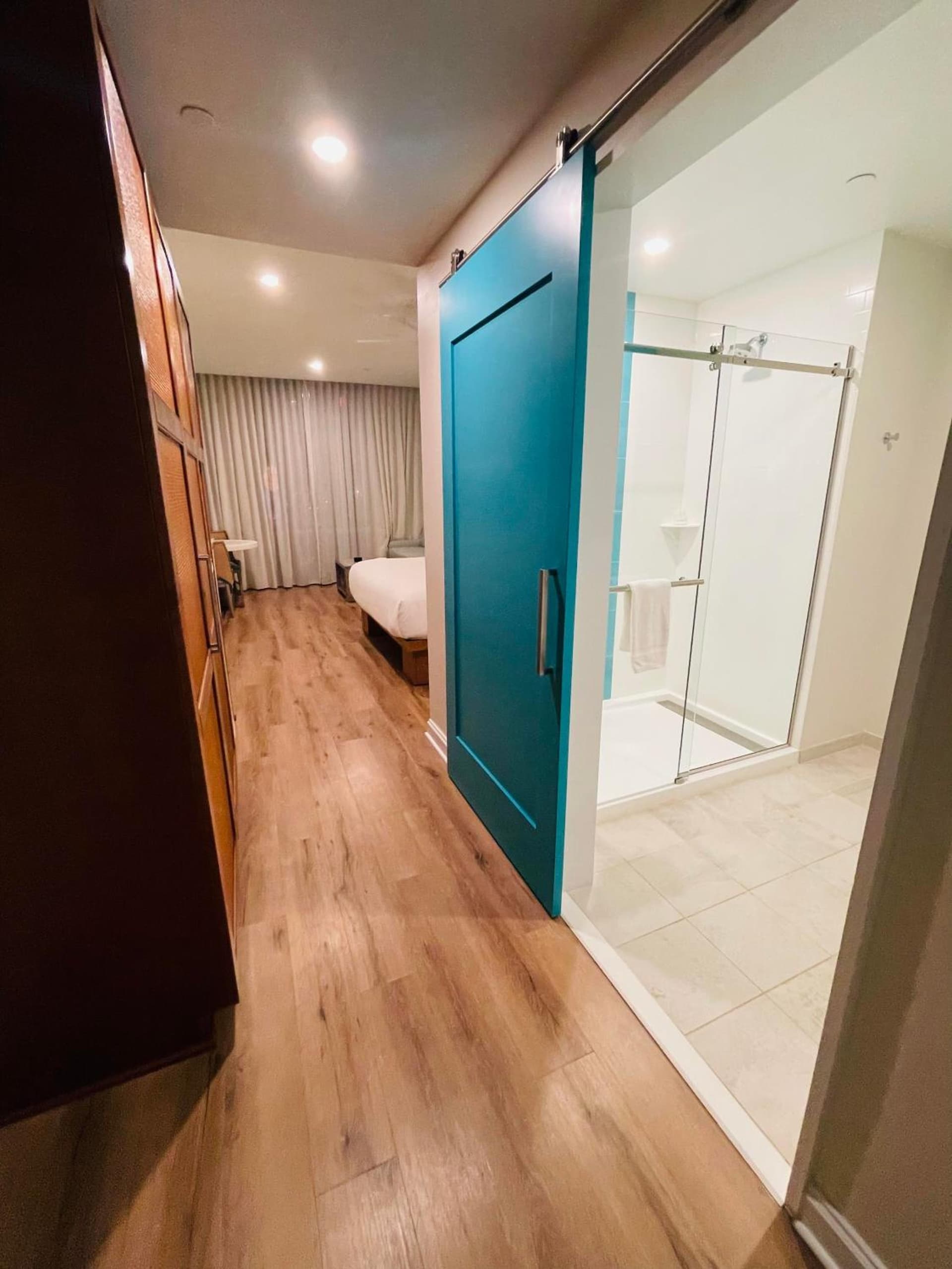 Margaritaville by Wyndham - Atlanta interior in Atlanta, GA — gallery photo 2