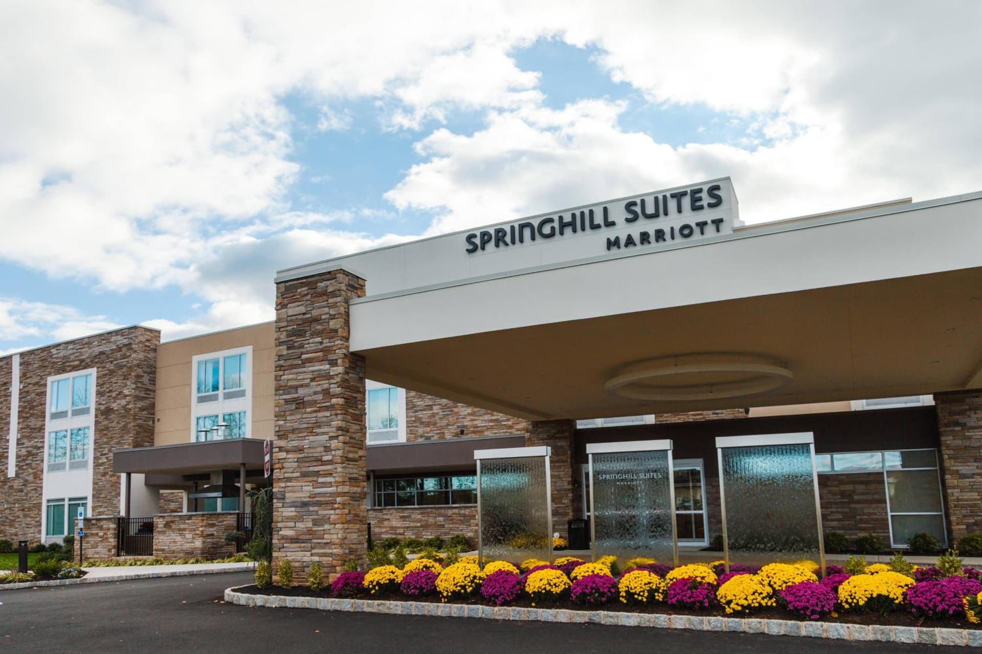 SpringHill Suites by Marriott Somerset Franklin Township interior in Somerset, NJ — gallery photo 2