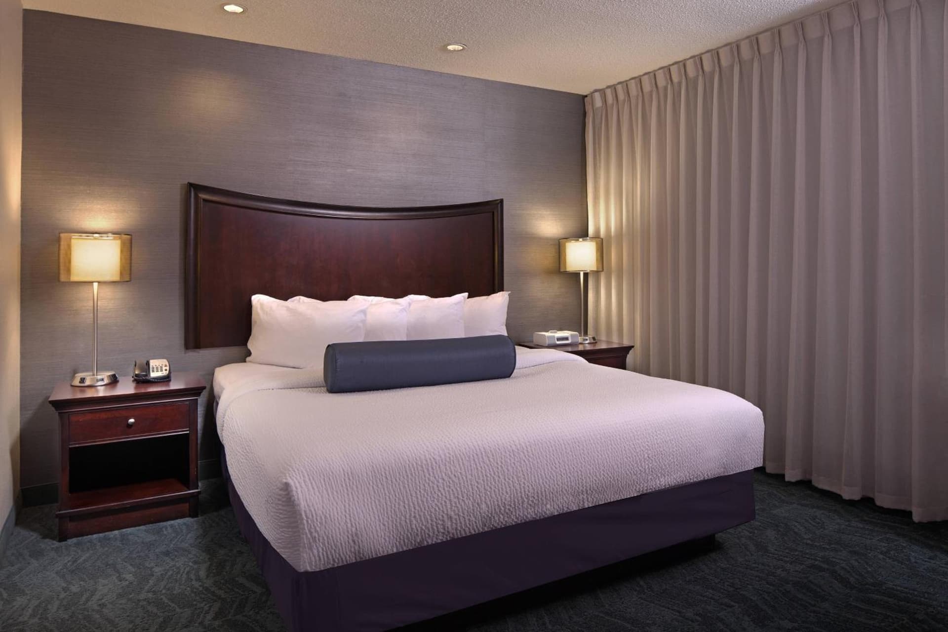 SpringHill Suites by Marriott Baltimore Downtown/Inner Harbor gallery photo in Baltimore, MD — image 7