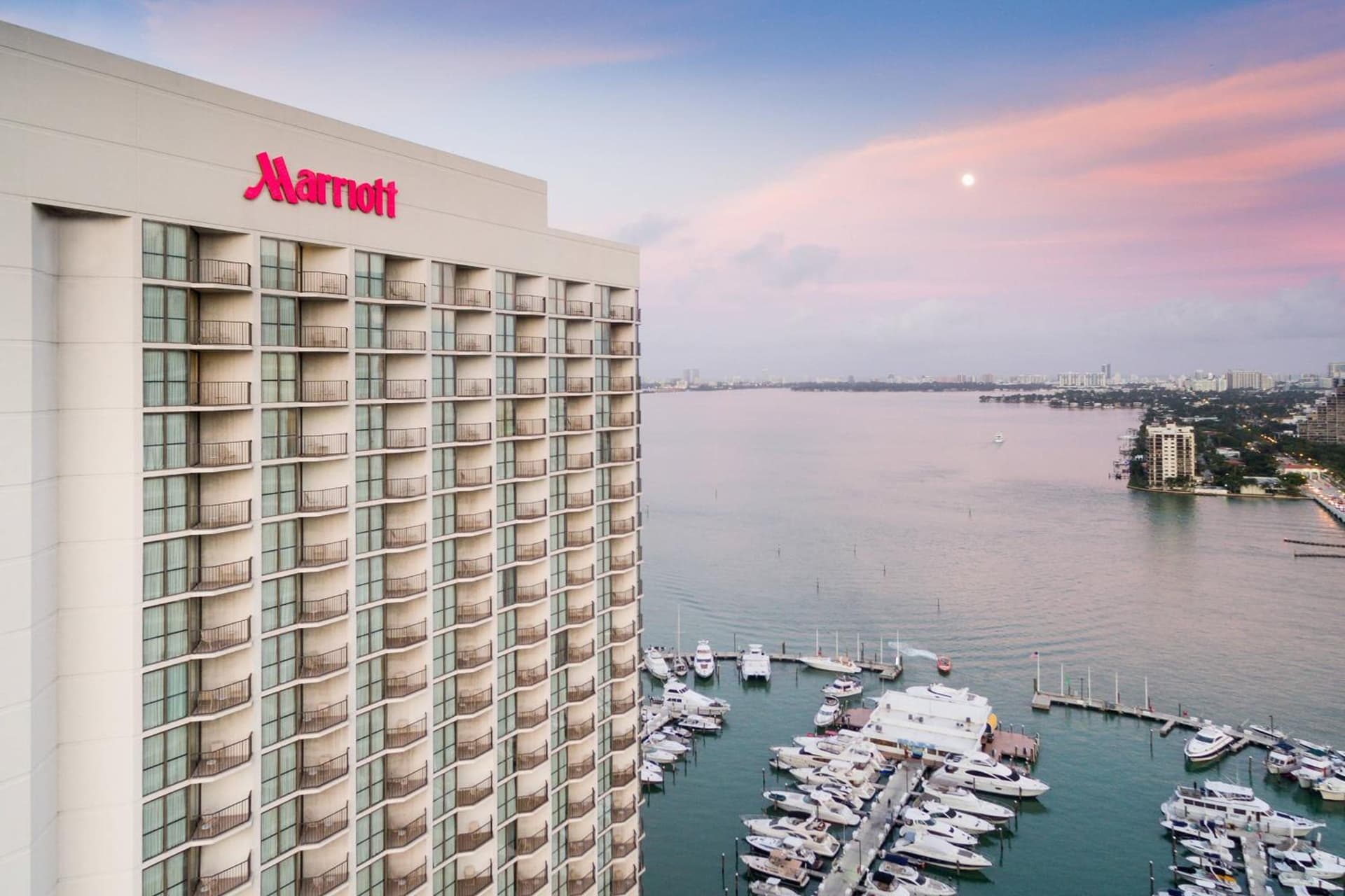 Miami Marriott Biscayne Bay interior in Miami, FL — gallery photo 2